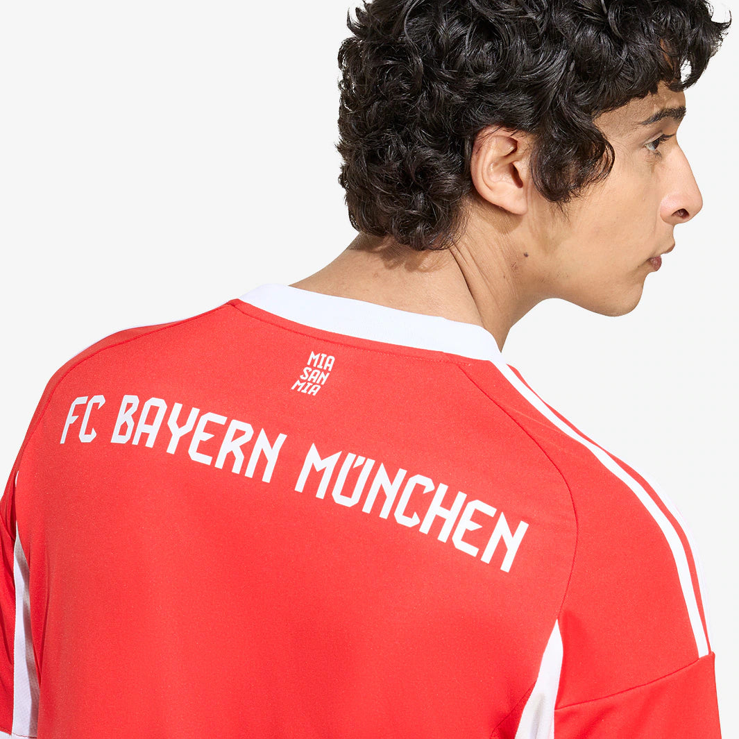 Camisa Adidas Bayern de Munique 25/26 Home