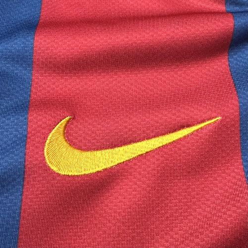 Camisa Barcelona 2010/11 Home Retrô Masculino