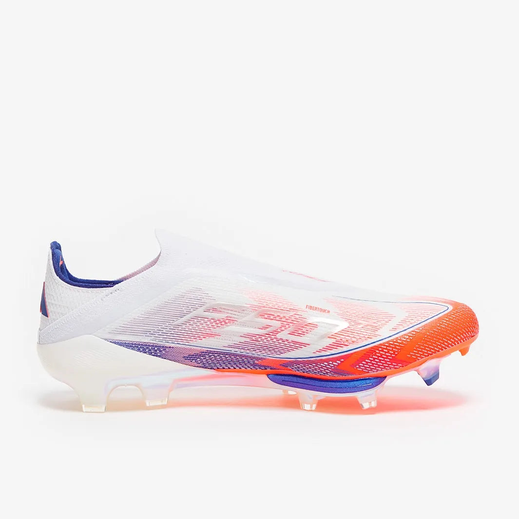 Chuteira Adidas F50+ FG Elite, Chuteira, Adidas, Leveza e velocidade para campo gramado Encontre a sua velocidade para realmente se expressar em campo. Sinta a adrenalina com a chuteira adidas F50, desenvolvida para velocidade. Esta chuteira de Elite tem cabedal Fibertouch fino, língua em túnel com ajuste de compressão para contenção e textura Sprintweb 3D para ajudar a manter a bola por perto enquanto você voa. Desenvolvido para campos de grama seca, o solado Sprintframe 360 elástico oferece suporte a um r