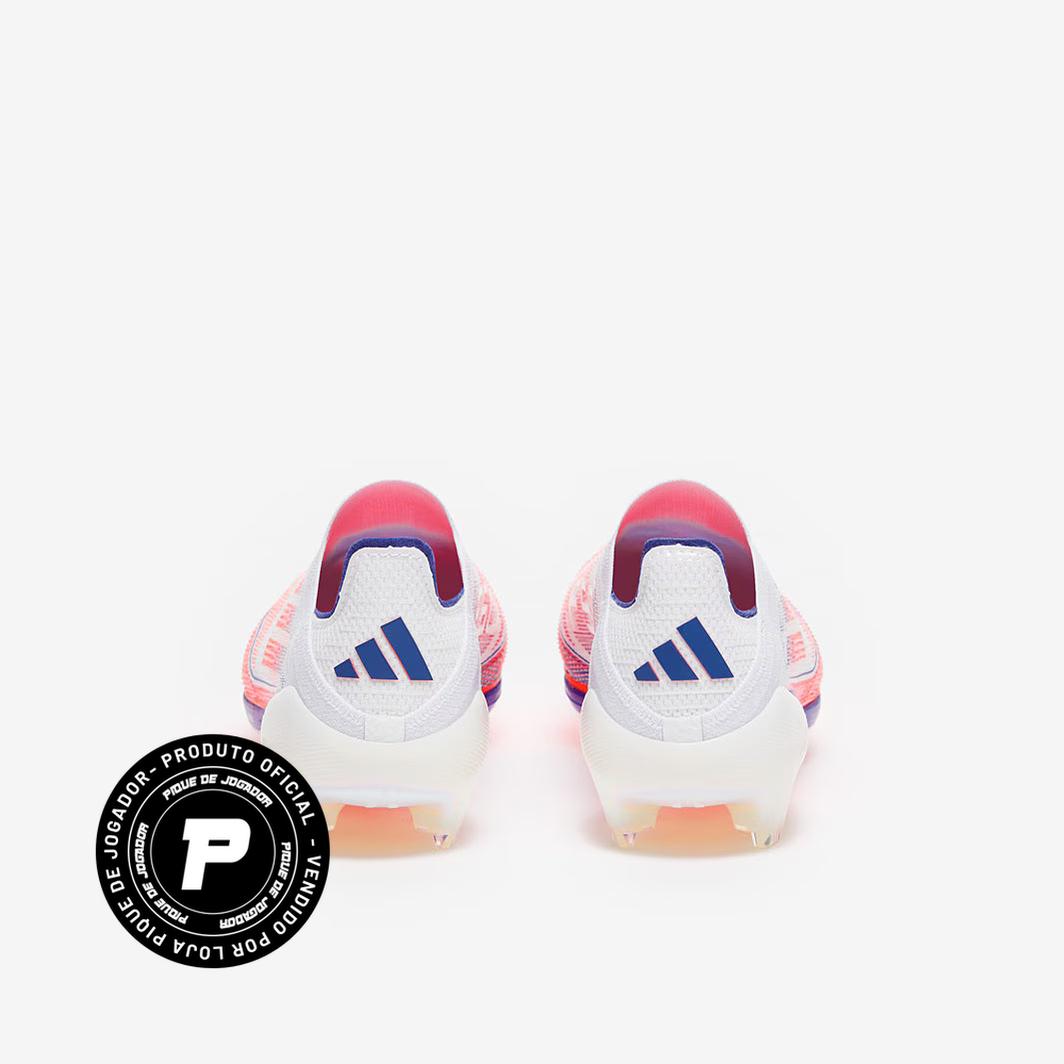 Chuteira Adidas F50+ FG Elite, Chuteira, Adidas, Leveza e velocidade para campo gramado Encontre a sua velocidade para realmente se expressar em campo. Sinta a adrenalina com a chuteira adidas F50, desenvolvida para velocidade. Esta chuteira de Elite tem cabedal Fibertouch fino, língua em túnel com ajuste de compressão para contenção e textura Sprintweb 3D para ajudar a manter a bola por perto enquanto você voa. Desenvolvido para campos de grama seca, o solado Sprintframe 360 elástico oferece suporte a um r