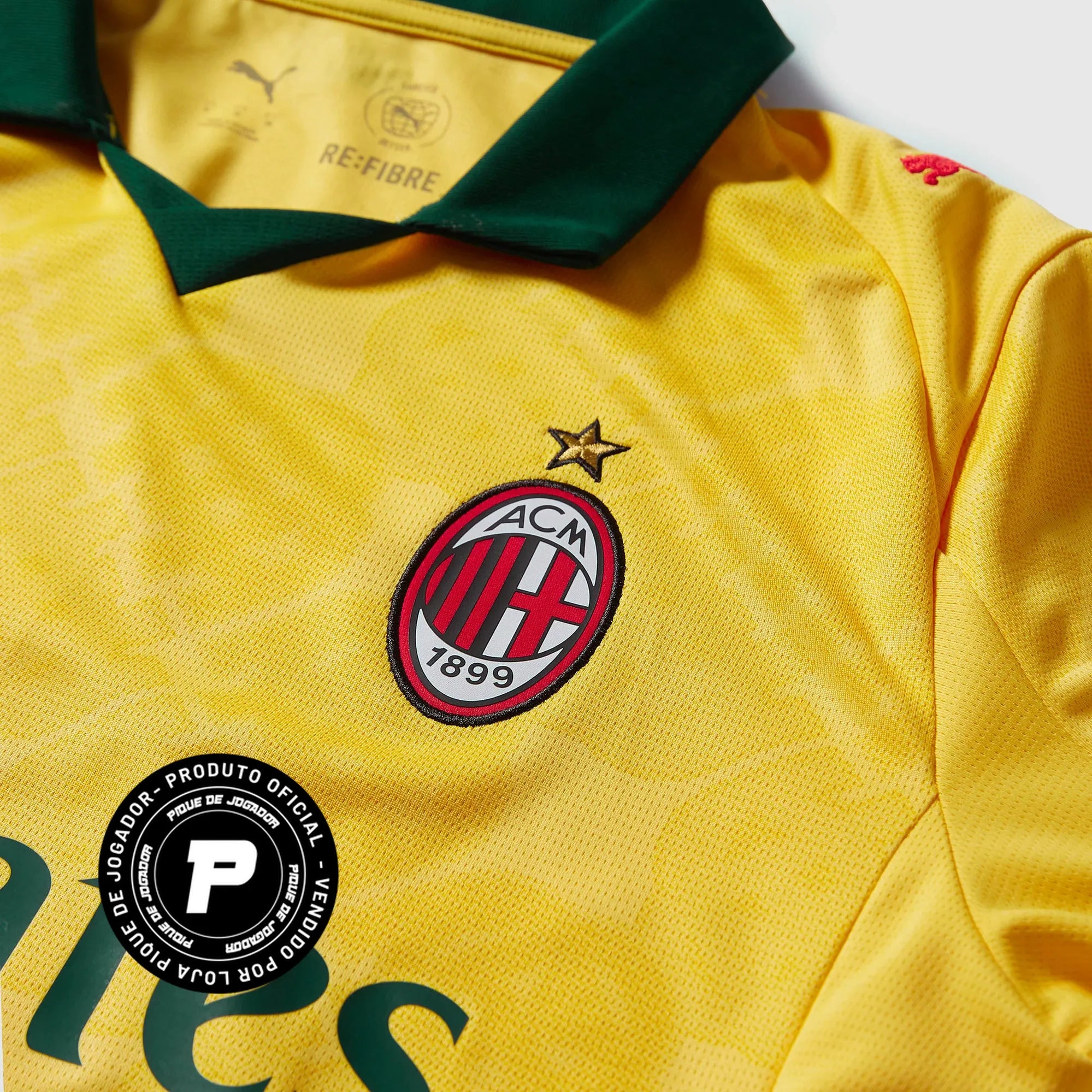 Camisa Puma Milan 25/26 Third, Camisa Futebol, Puma, Ficha do Produto TecnologiaDryCell: Sistema que controla o excesso de umidade do corpo, garantindo a rápida secagem do suor durante os exercícios. Composição: 100% PoliésterMarca: PumaIndicada para: Jogo/CasualGênero: MasculinoEscudo: BordadoOrigem: ImportadoManga: Curta-PIQUE DE JOGADOR