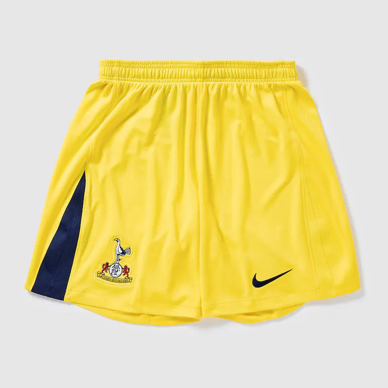 Shorts Nike Tottenham 2025/26 III, Camisas de Futebol, ., Paixão pelo Futebol, Qualidade de Verdade Vista sua paixão com orgulho. Na Arquibancada Esportes, cada peça é escolhida e desenvolvida com atenção aos detalhes para entregarconforto, durabilidade e acabamento de alto nível. Ideal para quem vive futebol dentro e fora do estádio. Nossas camisas e artigos esportivos contam com tecido premium, toque macio e caimento moderno – perfeitos para o dia a dia,para colecionar ou para torcer pelo seu time. Destaq