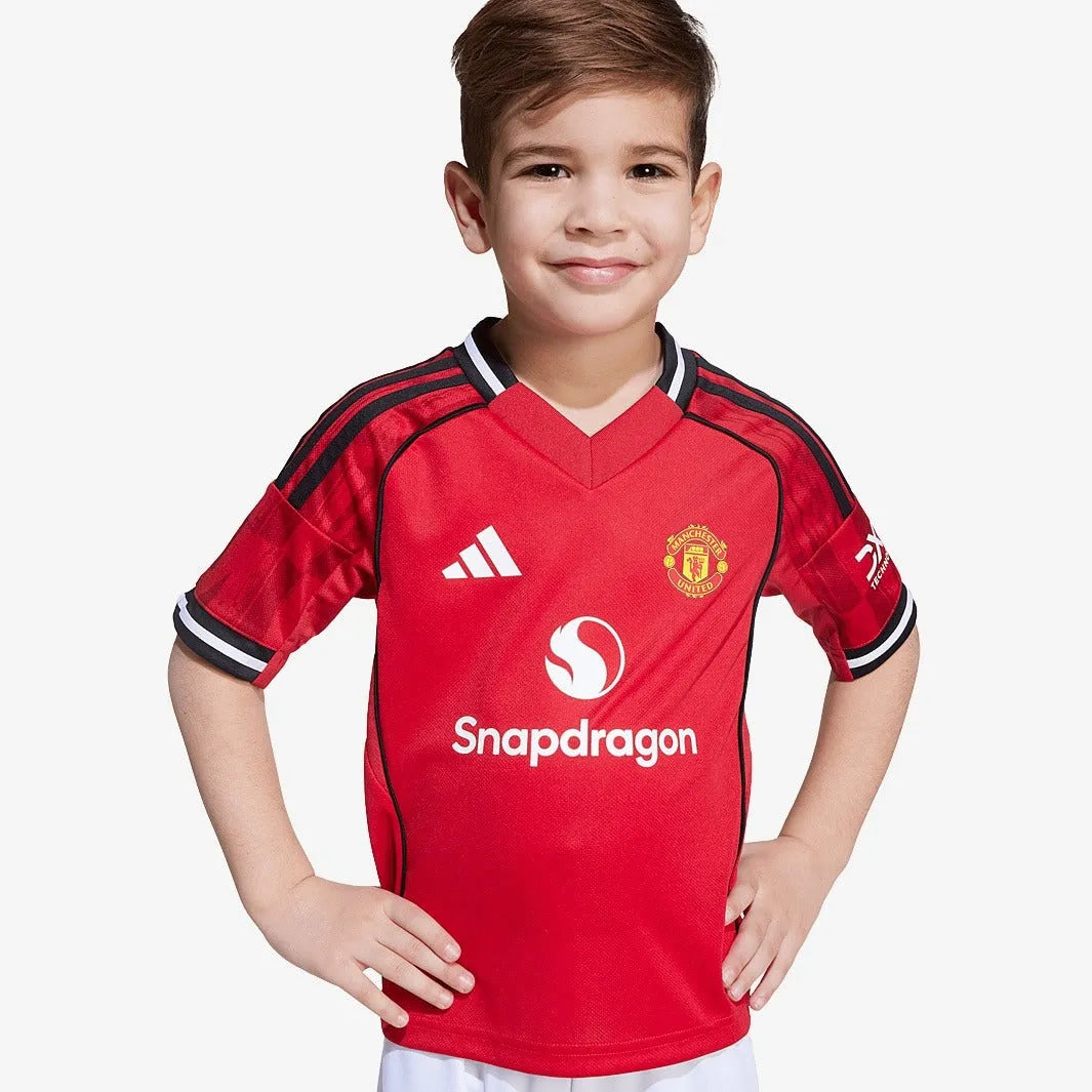 Conjunto Infantil Adidas Manchester United 2025/26 Torcedor, Camisas de Futebol, PIQUE DE JOGADOR, -PIQUE DE JOGADOR