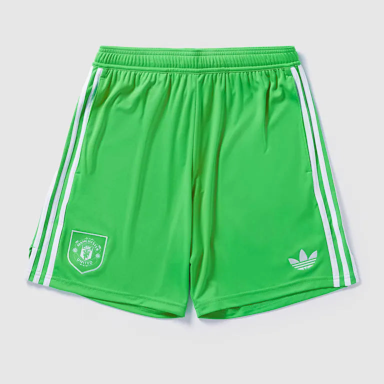 Shorts adidas Manchester United 2025/26 III Goleiro, Camisas de Futebol, ., Paixão pelo Futebol, Qualidade de Verdade Vista sua paixão com orgulho. Na Arquibancada Esportes, cada peça é escolhida e desenvolvida com atenção aos detalhes para entregarconforto, durabilidade e acabamento de alto nível. Ideal para quem vive futebol dentro e fora do estádio. Nossas camisas e artigos esportivos contam com tecido premium, toque macio e caimento moderno – perfeitos para o dia a dia,para colecionar ou para torcer pel