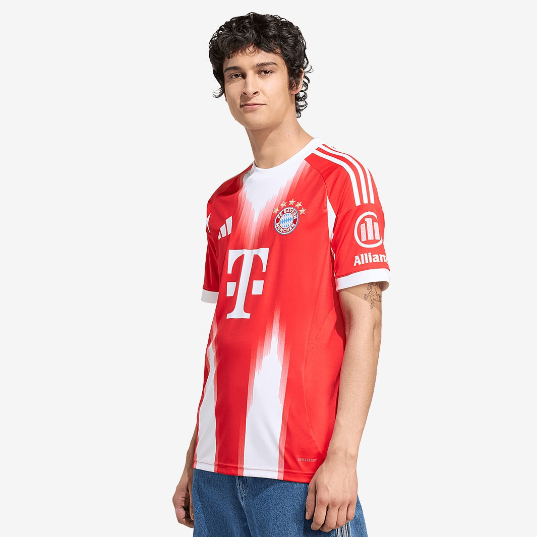 Camisa Adidas Bayern de Munique 25/26 Home