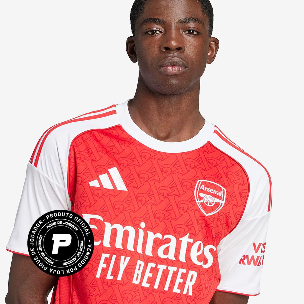 Camisa Adidas Arsenal 25/26 Home, Camisa Futebol, Adidas, Ficha do Produto TecnologiaAeroReady: Sistema que controla o excesso de umidade do corpo, garantindo a rápida secagem do suor durante os exercícios. Composição: 100% PoliésterMarca: AdidasIndicada para: Jogo/CasualGênero: MasculinoEscudo: BordadoOrigem: ImportadoManga: Curta-PIQUE DE JOGADOR
