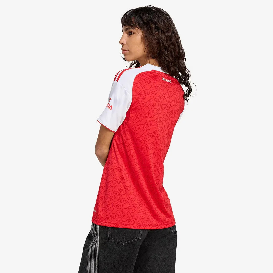 Camisa Feminina adidas Arsenal 2024/25 I, Camisas de Futebol, PIQUE DE JOGADOR, FICHA TÉCNICA Composição: 100% PoliésterGênero: FemininoIndicada para: Jogo/CasualGênero: MasculinoEscudo: EmborrachadoOrigem: ImportadoManga: Curta-PIQUE DE JOGADOR