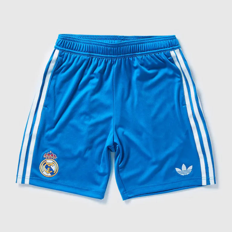 Shorts Adidas Real Madrid 2025/26 III, Camisas de Futebol, ., Paixão pelo Futebol, Qualidade de Verdade Vista sua paixão com orgulho. Na Arquibancada Esportes, cada peça é escolhida e desenvolvida com atenção aos detalhes para entregarconforto, durabilidade e acabamento de alto nível. Ideal para quem vive futebol dentro e fora do estádio. Nossas camisas e artigos esportivos contam com tecido premium, toque macio e caimento moderno – perfeitos para o dia a dia,para colecionar ou para torcer pelo seu time. De