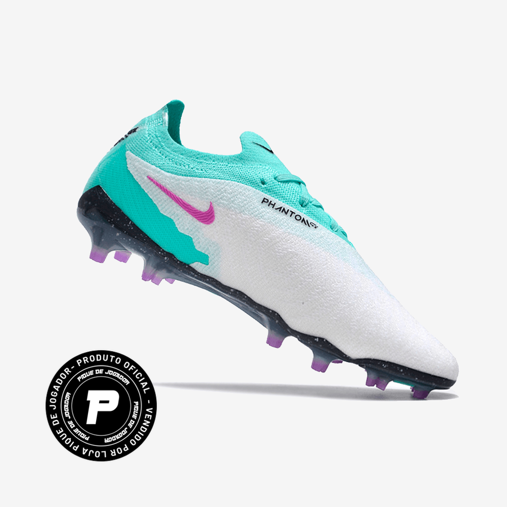 Chuteira Nike Phantom GX Elite Campo, , Arquibancada Esportes, A Chuteira Nike Phantom GX Elite Campo foi desenvolvida para jogadores que buscam o máximo em desempenho dentro dos gramados. Um modelo elite, com materiais profissionais e tecnologias que elevam seu jogo. Com estrutura leve, encaixe preciso e solado projetado para tração em alta velocidade, essa chuteira garante estabilidade e explosão nos momentos decisivos. Jogue como os melhores. Sinta a diferença nos pés. Ficha Técnica Nome: Chuteira Nike P