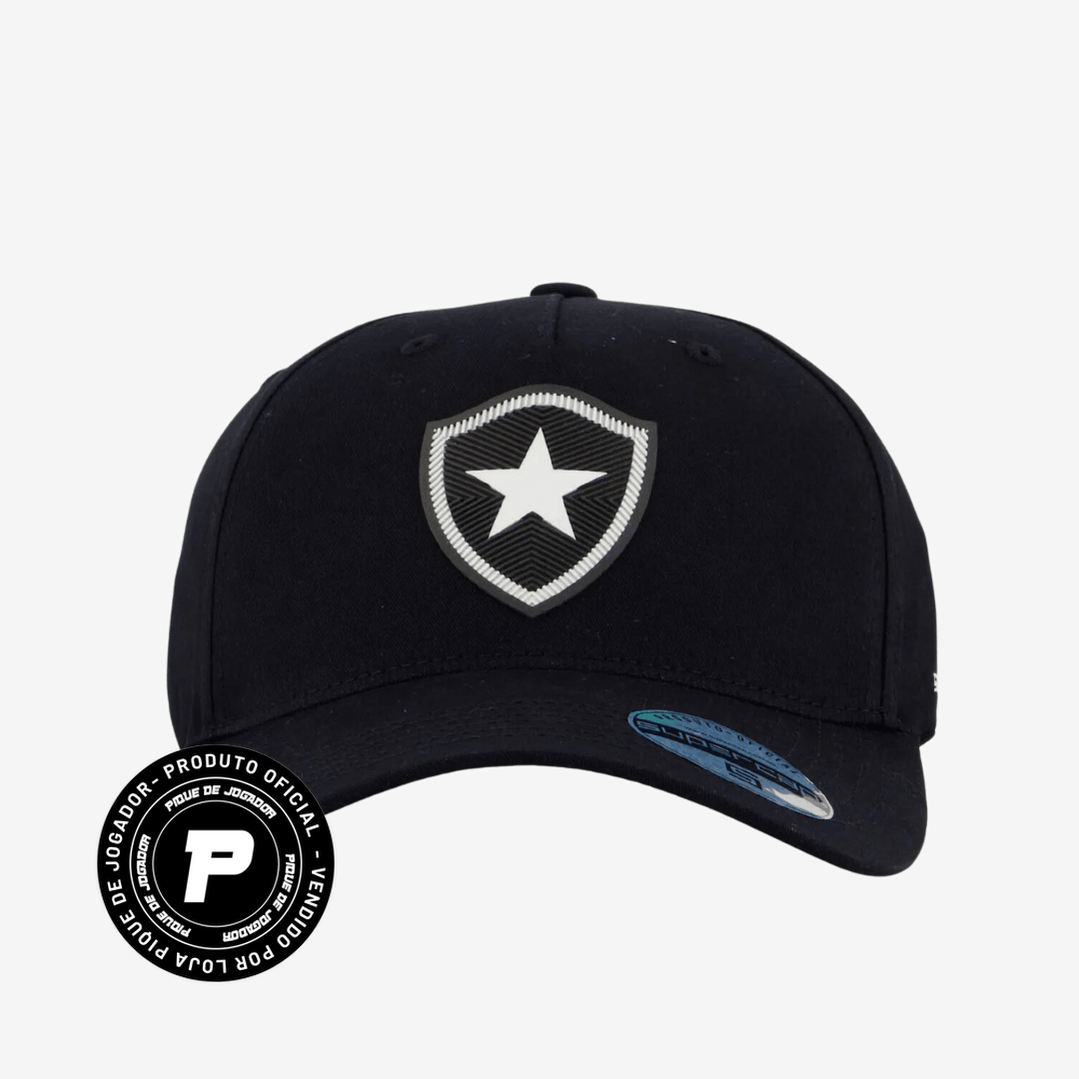 Boné Botafogo Shield Black, , Arquibancada Esportes, O Boné Botafogo Shield Black - OFICIAL LICENCIADO é a escolha ideal para os torcedores apaixonados pelo Glorioso que buscam um acessório moderno e sofisticado. Produzido em 100% algodão, o modelo estruturado oferece conforto e durabilidade. Seu design minimalista conta com aba curva e um escudo em alto-relevo na parte frontal, trazendo um toque especial e elegante. Além disso, o fechamento com pinos plásticos permite um ajuste preciso para qualquer ocasiã