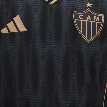 Camisa Adidas Atlético Mineiro 25/26 Third, Camisa Futebol, Adidas, Ficha do Produto TecnologiaAeroReady: Sistema que controla o excesso de umidade do corpo, garantindo a rápida secagem do suor durante os exercícios. Composição: 100% PoliésterMarca: AdidasIndicada para: Jogo/CasualGênero: MasculinoEscudo: BordadoOrigem: ImportadoManga: Curta PERSONALIZAÇÃO COM QUALIDADE OFICIAL Durável Maleável Não perde a cor-PIQUE DE JOGADOR