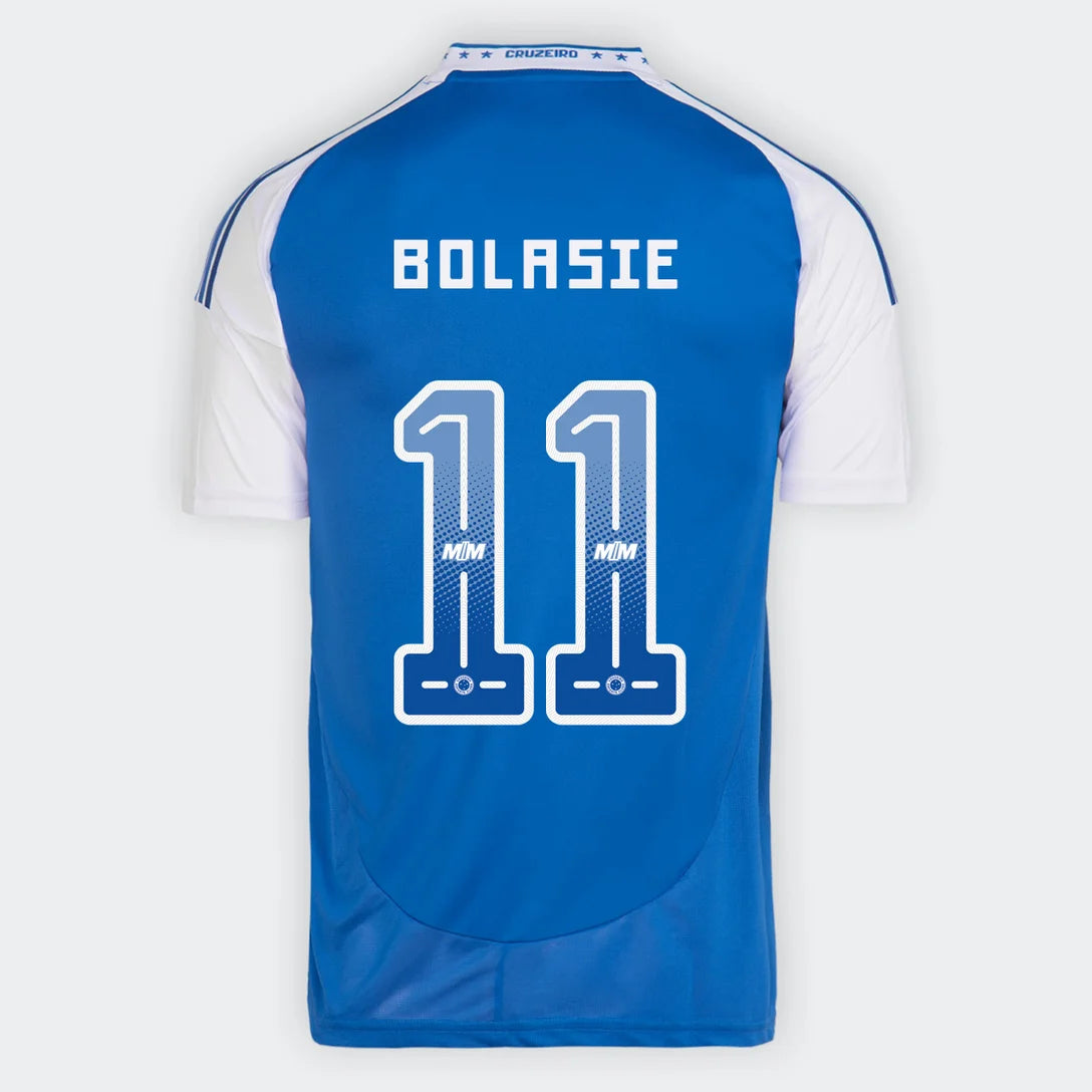 Camisa Adidas Cruzeiro 25/26 Home #11 Bolasie, Camisa Futebol, Adidas, Ficha do Produto TecnologiaAeroReady: Sistema que controla o excesso de umidade do corpo, garantindo a rápida secagem do suor durante os exercícios. Composição: 100% PoliésterMarca: AdidasIndicada para: Jogo/CasualGênero: MasculinoEscudo: EmborrachadoOrigem: ImportadoManga: Curta-PIQUE DE JOGADOR