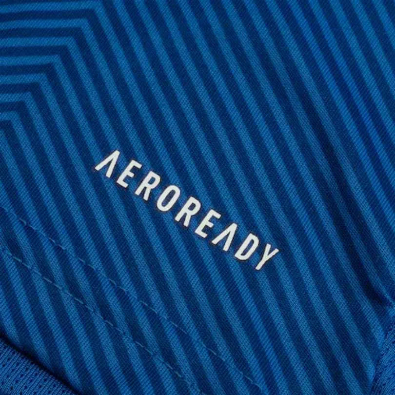 Camisa Adidas Cruzeiro 25/26 Home #25 L. Villalba, Camisa Futebol, Adidas, Ficha do Produto TecnologiaAeroReady: Sistema que controla o excesso de umidade do corpo, garantindo a rápida secagem do suor durante os exercícios. Composição: 100% PoliésterMarca: AdidasIndicada para: Jogo/CasualGênero: MasculinoEscudo: EmborrachadoOrigem: ImportadoManga: Curta-PIQUE DE JOGADOR