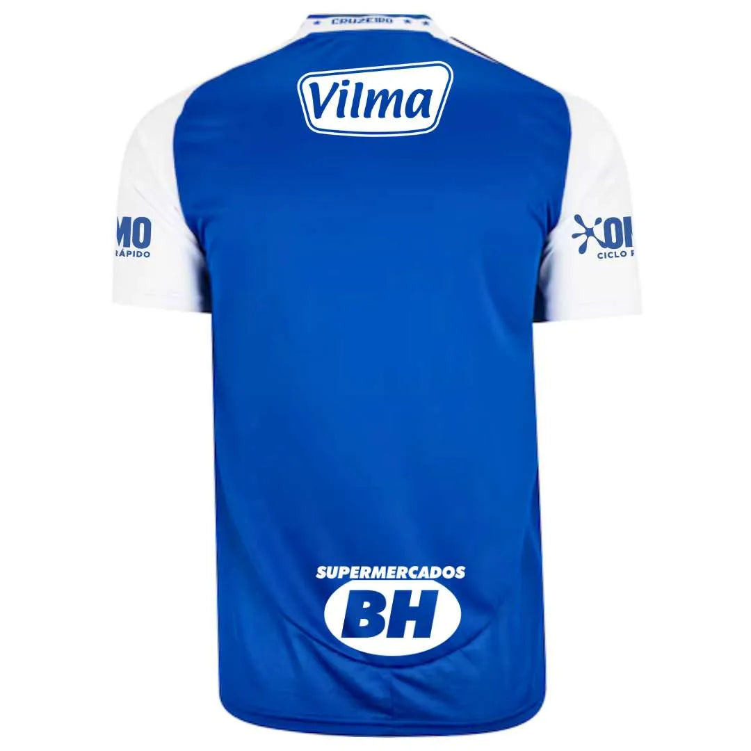Camisa Adidas Cruzeiro 25/26 Home C/ Patrocínios, Camisa Futebol, Adidas, Ficha do Produto TecnologiaAeroReady: Sistema que controla o excesso de umidade do corpo, garantindo a rápida secagem do suor durante os exercícios. Composição: 100% PoliésterMarca: AdidasIndicada para: Jogo/CasualGênero: MasculinoEscudo: EmborrachadoOrigem: ImportadoManga: Curta-PIQUE DE JOGADOR