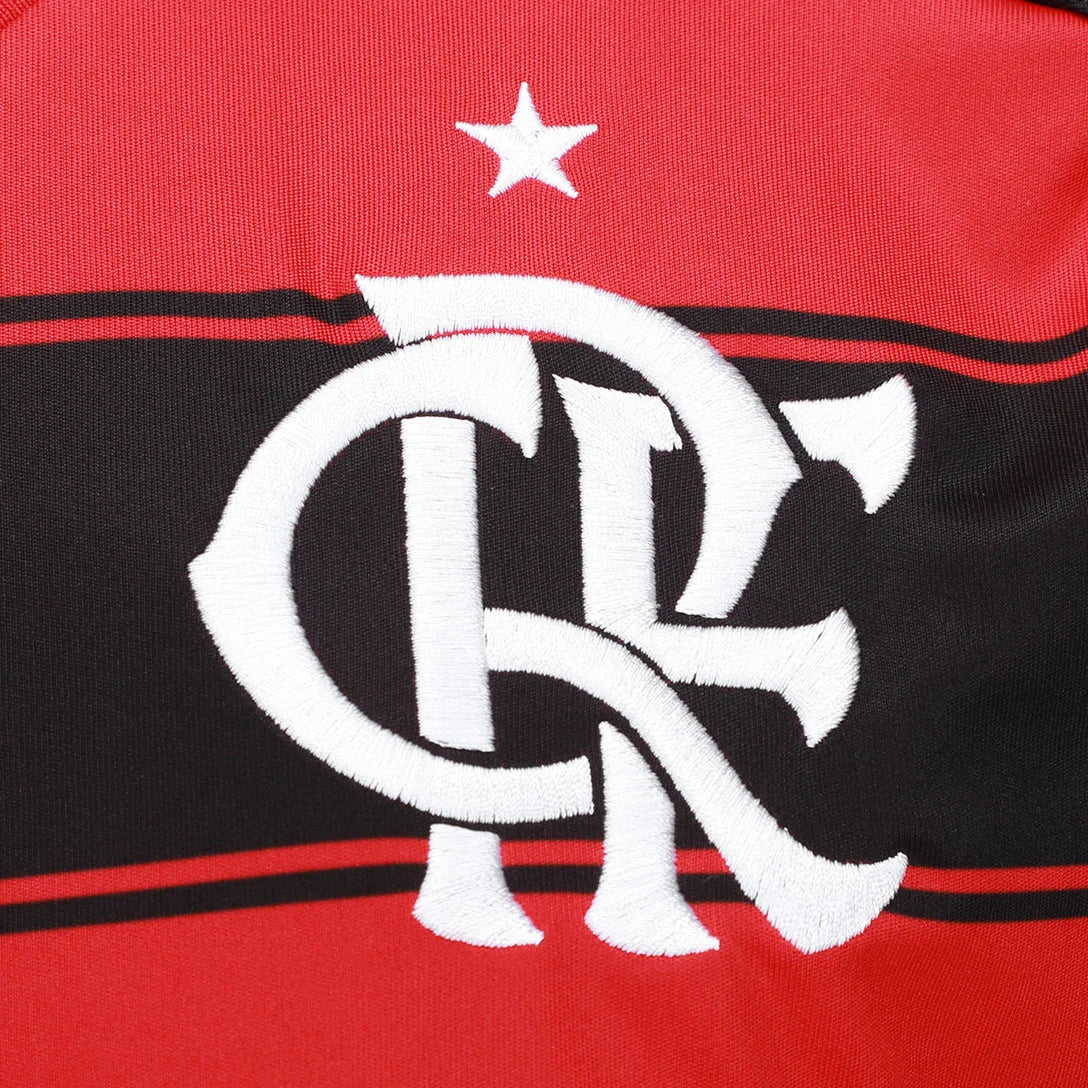 Camisa Adidas Flamengo 25/26 Home Campeão Libertadores 2025, Camisa Futebol, Adidas, Ficha do Produto TecnologiaAeroReady: Sistema que controla o excesso de umidade do corpo, garantindo a rápida secagem do suor durante os exercícios. Composição: 100% PoliésterMarca: AdidasIndicada para: Jogo/CasualGênero: MasculinoEscudo: BordadoOrigem: ImportadoManga: Curta-PIQUE DE JOGADOR