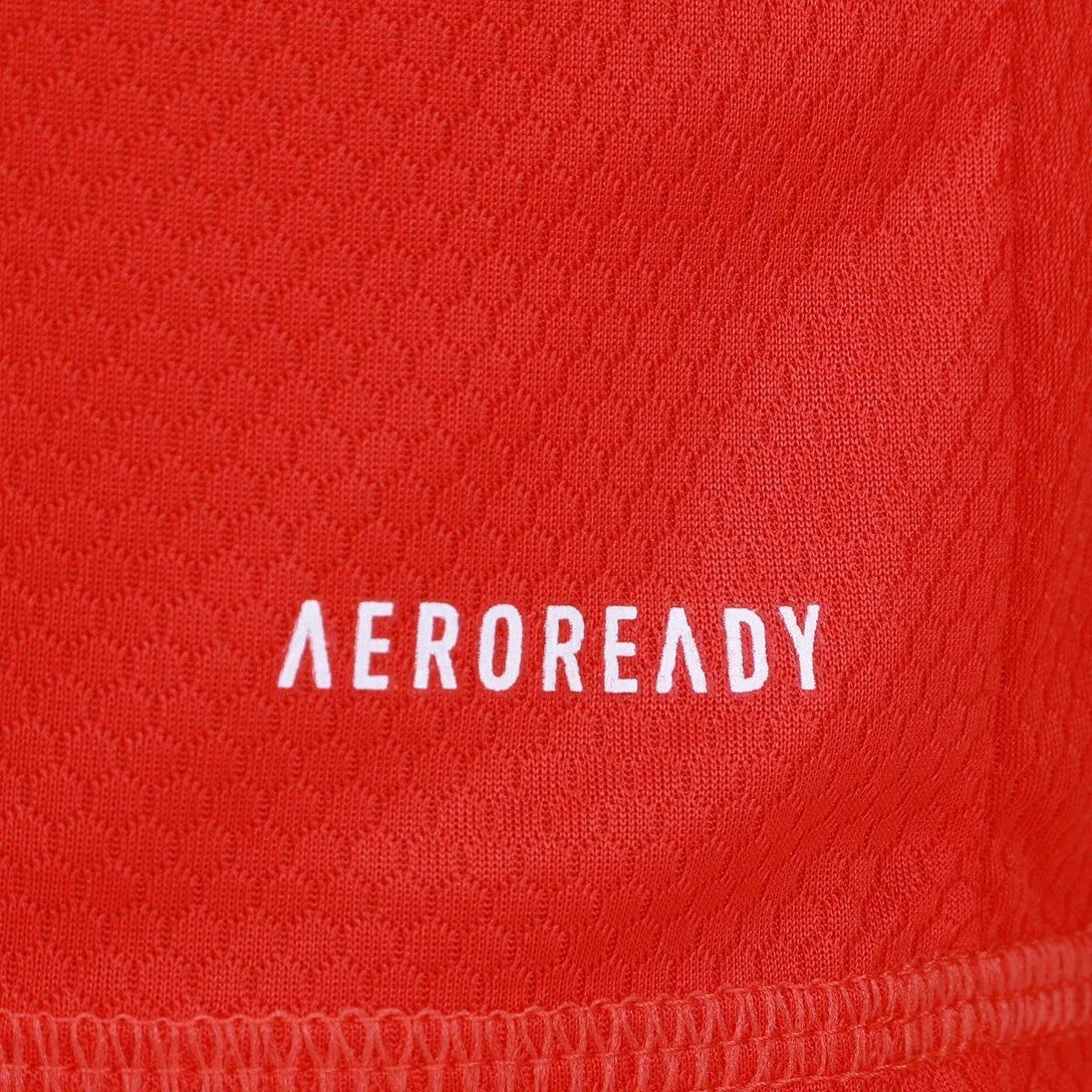 Camisa Adidas Flamengo 25/26 Third Goleiro Campeão Libertadores 2025, Camisa Futebol, Adidas, Uma camisa comemorativa do Mengão que mantém os torcedores confortáveis. Com 130 anos de futebol brilhante na esteira do CR Flamengo, esta elegante terceira camisa da adidas homenageia as origens do clube na remo. Ele faz uma declaração com um distintivo vintage, detalhes em ouro e argolas sutis criadas a partir de um relevo inspirado no movimento de remada. AEROREADY garante que a umidade excessiva é coisa do pass