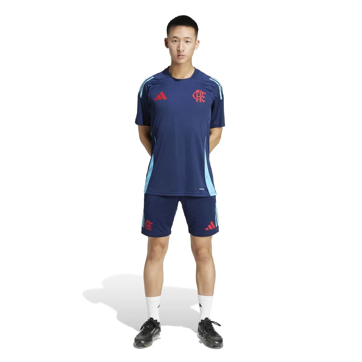 Camisa Adidas Flamengo 25/26 Treino II, Camisa Futebol, Adidas, Ficha do Produto TecnologiaAeroReady: Sistema que controla o excesso de umidade do corpo, garantindo a rápida secagem do suor durante os exercícios. Composição: 100% PoliésterMarca: AdidasIndicada para: Jogo/CasualGênero: MasculinoEscudo: BordadoOrigem: ImportadoManga: Curta-PIQUE DE JOGADOR