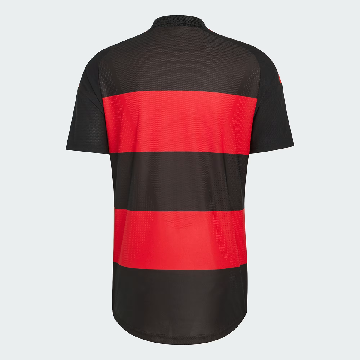 Camisa Adidas Flamengo I 26/27 Jogador, Camisa Futebol, Adidas, VISTA O MANTO! Conheça a Camisa I CR Flamengo 26, uma mistura de tradição no futebol e inovação adidas. Criada para aqueles que vivem e respiram o esporte, esta é mais do que apenas uma camisa - é um símbolo de herança e paixão.Refrescante. Seca. Pronta. A tecnologia Climacool absorve e dispersa o suor para um desempenho sem distrações, permitindo que você se concentre no jogo. Adornada com o escudo costurado do clube, esta camisa é um testemun
