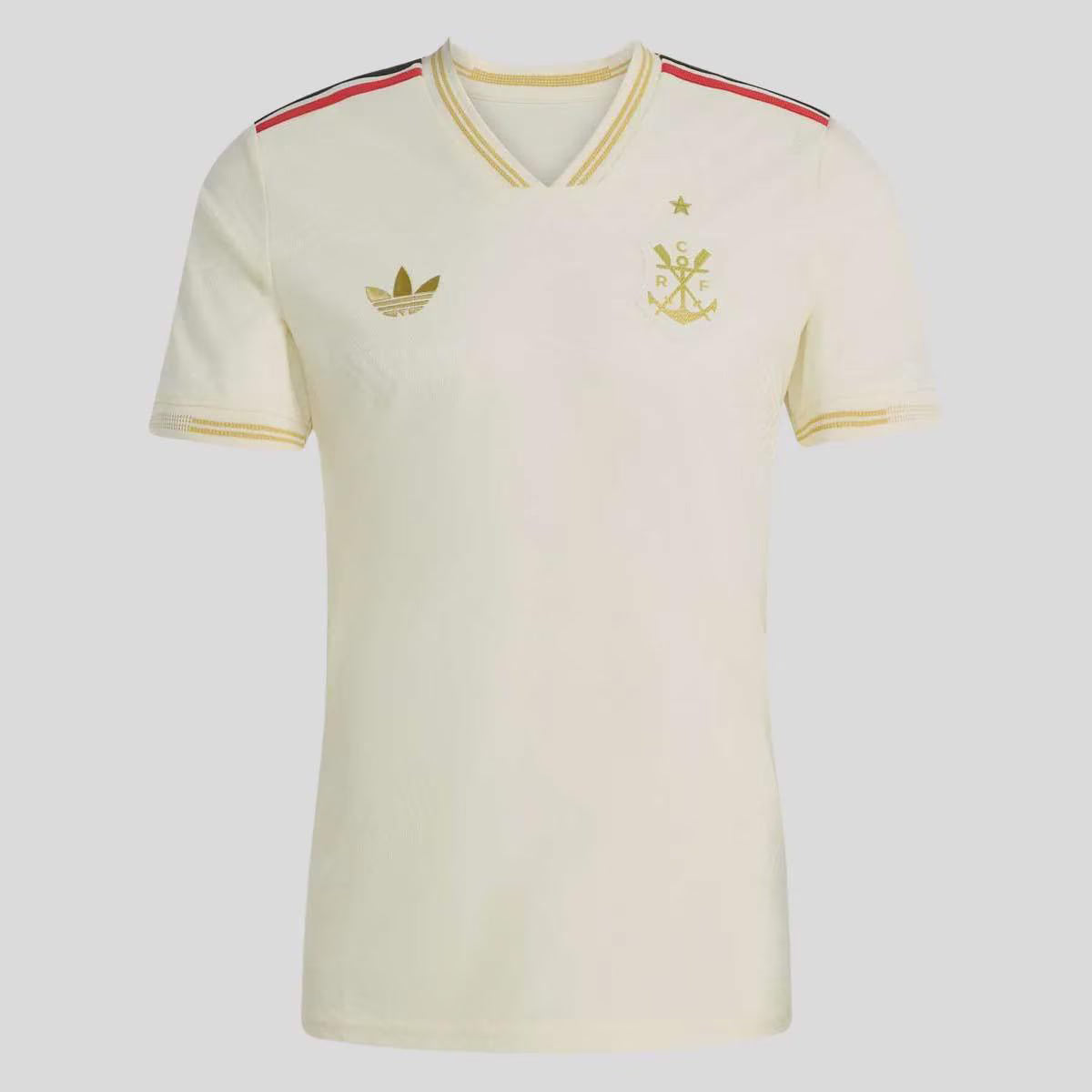 Camisa Adidas Flamengo III 25/26 Jogador Campeão Libertadores 2025, Camisa Futebol, Adidas, Uma camisa comemorativa do Mengão que mantém os torcedores confortáveis. Com 130 anos de futebol brilhante na esteira do CR Flamengo, esta elegante terceira camisa da adidas homenageia as origens do clube na remo. Ele faz uma declaração com um distintivo vintage, detalhes em ouro e argolas sutis criadas a partir de um relevo inspirado no movimento de remada Ficha do Produto TecnologiaHEAT.RDY: Tecnologia de tecido re