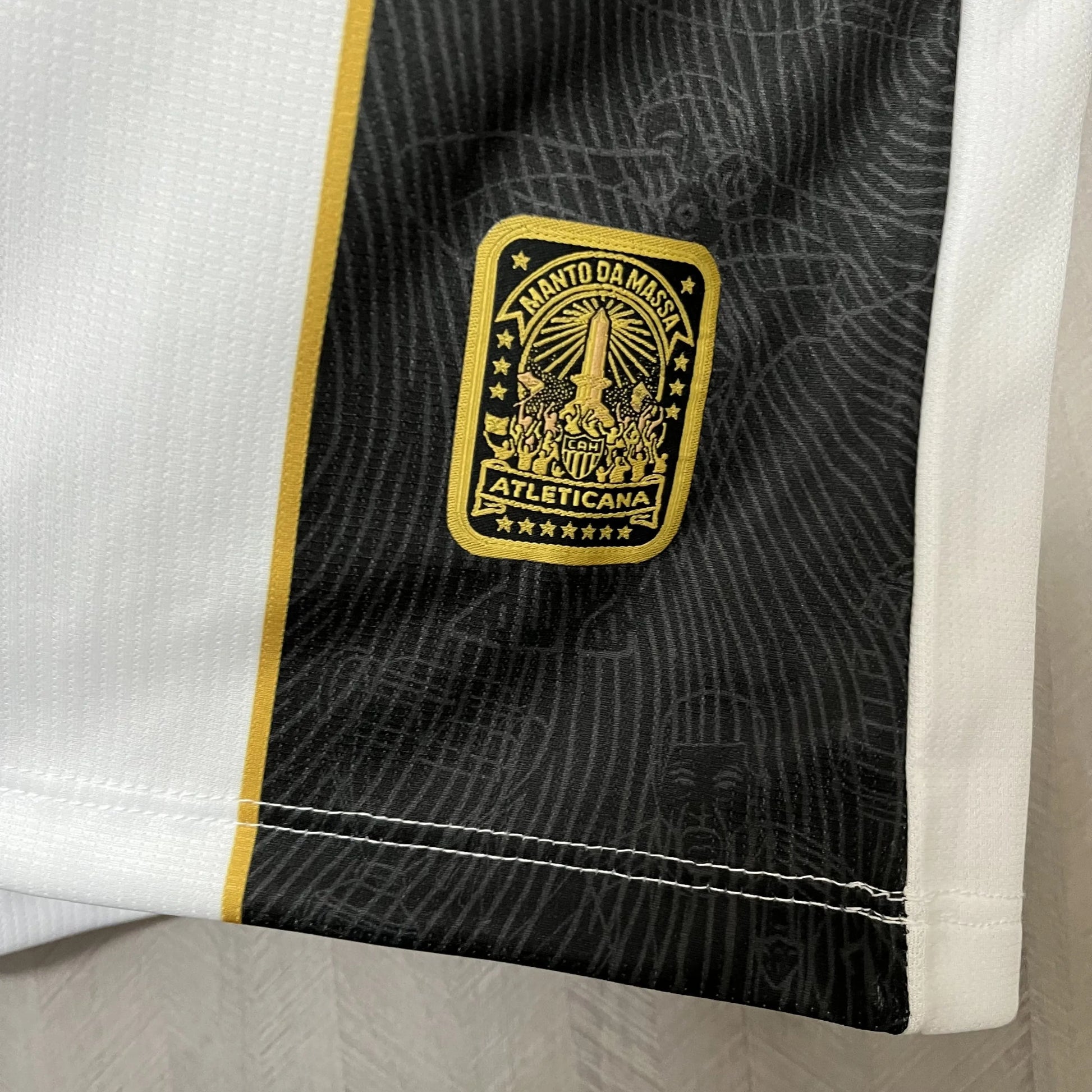 Camisa Atlético Mineiro 24/25 Manto da Massa, Camisa Futebol, Adidas, Ficha do Produto Composição: 100% PoliésterIndicada para: Jogo/CasualGênero: MasculinoEscudo: BordadoOrigem: ImportadoManga: Curta-PIQUE DE JOGADOR