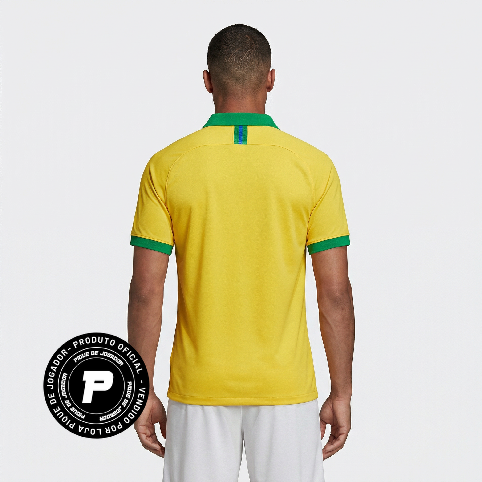 Camisa Brasil 2019/20 I Torcedor Masculina, Kit Infantil Brasil Reserva 26/27 - Copa do Mundo, PIQUE DE JOGADOR, A Camisa Brasil 2019/20 I Torcedor Masculina representa o uniforme principal utilizado pela Seleção Brasileira durante a temporada 2019/20. Com um design clássico e elegante, a camisa mantém a identidade tradicional do futebol brasileiro, simbolizando a história e a paixão de uma das seleções mais vitoriosas do mundo. O modelo apresenta o tradicional amarelo com detalhes em verde, cores que marca