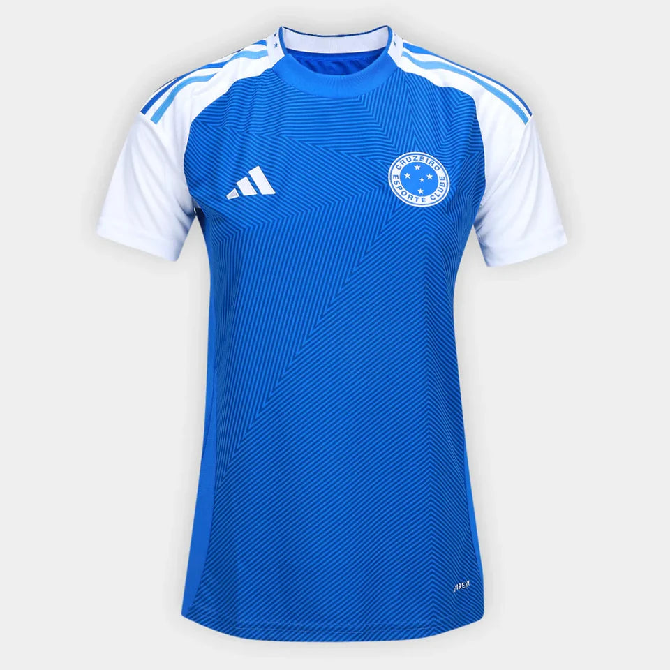 Camisa Feminina Adidas Cruzeiro 25/26 Home, Camisa Futebol, Adidas, Ficha do Produto TecnologiaAeroReady: Sistema que controla o excesso de umidade do corpo, garantindo a rápida secagem do suor durante os exercícios. Composição: 100% PoliésterMarca: AdidasIndicada para: Jogo/CasualGênero: MasculinoEscudo: EmborrachadoOrigem: ImportadoManga: Curta-PIQUE DE JOGADOR