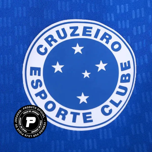 Camisa Feminina Adidas Cruzeiro 26/27 Treino, Camisa Futebol, Adidas, Descrição A camisa Treino Comissão para 2026 do Cabuloso, produzida pela Adidas, é a pedida certa para o torcedor fanático pelo Cruzeiro. Feita em poliéster, a peça traz design na cor azul marinho, além de carregar o escudo do clube em destaque na região do tórax. Ficha do Produto TecnologiaAeroReady: Sistema que controla o excesso de umidade do corpo, garantindo a rápida secagem do suor durante os exercícios. Composição: 100% PoliésterMa