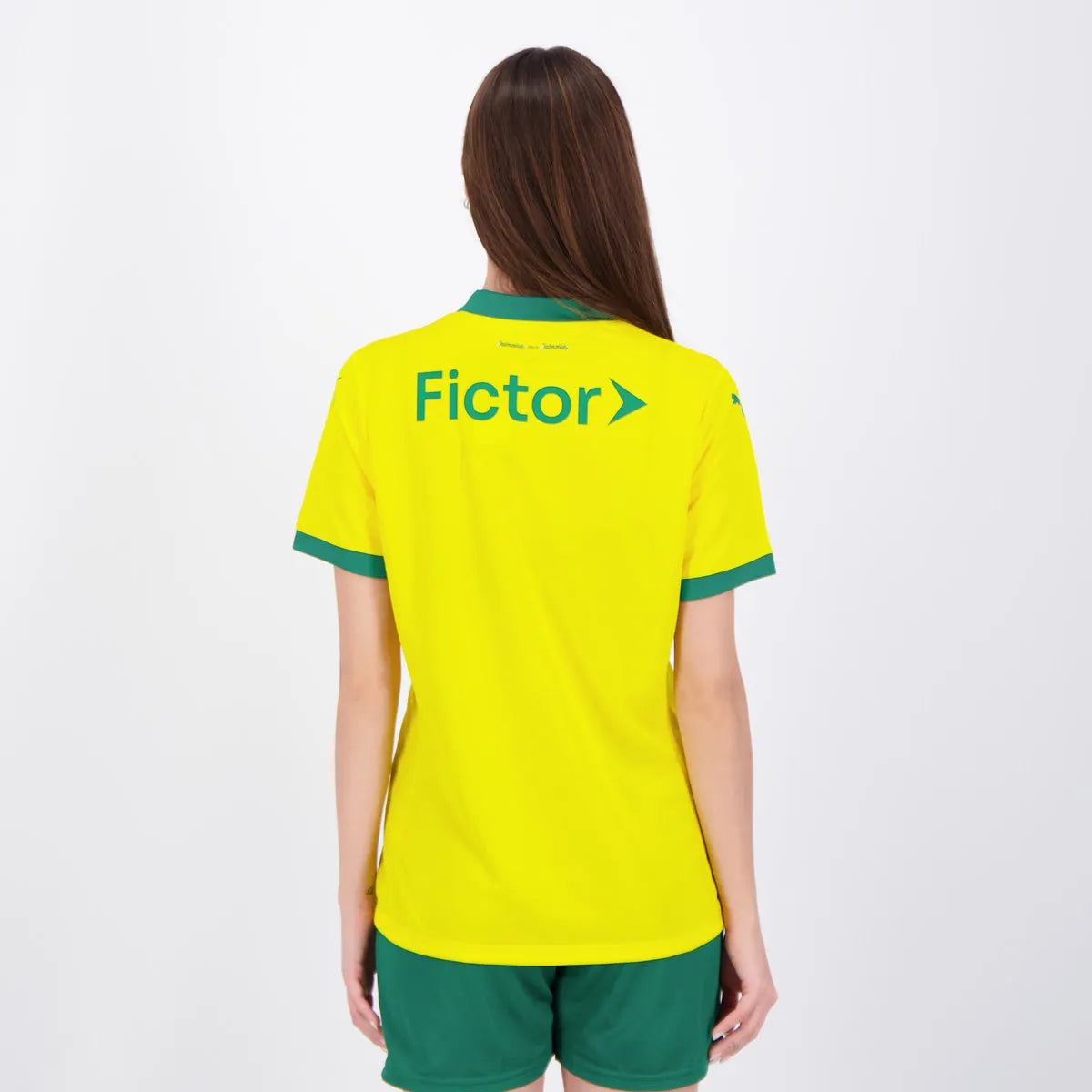 Camisa Feminina Puma Palmeiras 2025/26 Third, Camisas de Futebol, PIQUE DE JOGADOR, Descrição A Camisa Puma Palmeiras III 2025 apresenta design moderno e ousado, com detalhes que reforçam a identidade alviverde. Produzida em tecido leve e respirável, oferece conforto e liberdade de movimentos, ideal para torcedores demonstrarem paixão pelo Verdão. Informações Técnicas “Palmeiras, Meu Palmeiras” Desenvolvido pela Puma, o manto III do Palmeiras para 2025, traz como inspiração as cores utilizadas pelo clube no