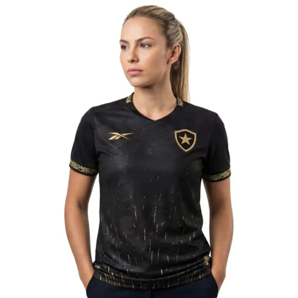 Camisa Feminina Reebok Botafogo 2024/25 II, Camisas de Futebol, PIQUE DE JOGADOR, Composição: 100% PoliésterGênero: FemininaIndicada para: Jogo/CasualGênero: MasculinoEscudo: EmborrachadoOrigem: ImportadoManga: Curta-PIQUE DE JOGADOR