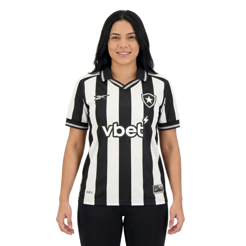 Camisa Feminina Reebok Botafogo 2025/26 I, Camisas de Futebol, PIQUE DE JOGADOR, FICHA TÉCNICA Composição: 100% PoliésterGênero: FemininoIndicada para: Jogo/CasualGênero: MasculinoEscudo: EmborrachadoOrigem: ImportadoManga: Curta-PIQUE DE JOGADOR