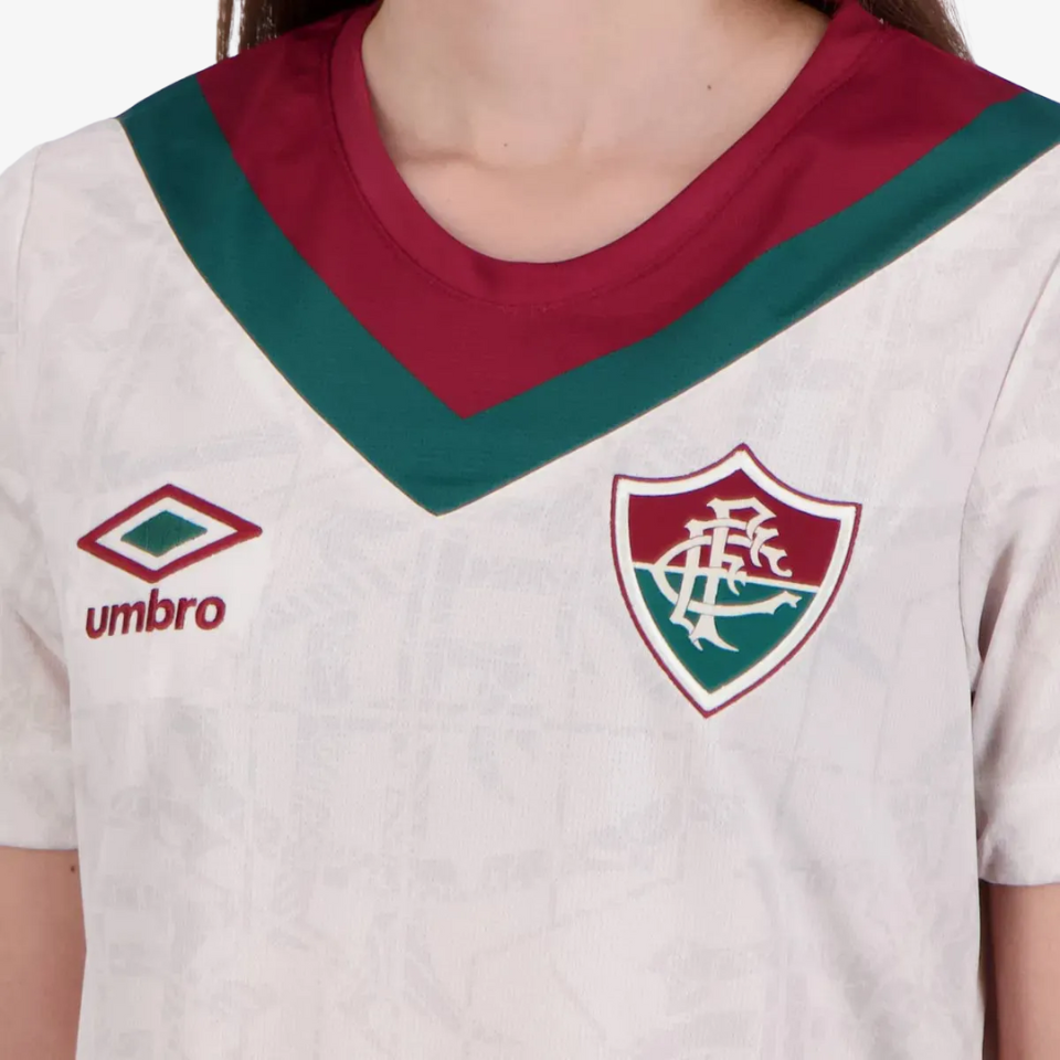Camisa Feminina Umbro Fluminense 2024/25 III, Camisas de Futebol, PIQUE DE JOGADOR, FICHA TÉCNICA Composição: 100% PoliésterGênero: FemininoIndicada para: Jogo/CasualGênero: MasculinoEscudo: EmborrachadoOrigem: ImportadoManga: Curta-PIQUE DE JOGADOR