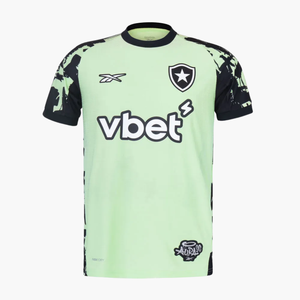 Camisa Goleiro Reebok Botafogo 2025/26 IV, Camisas de Futebol, PIQUE DE JOGADOR, A camisa de Goleiro do Botafogo para a temporada 2025/26 II chega com um visual imponente, que reflete a essência defensiva do Glorioso. Em preto predominante com detalhes em branco e dourado, o modelo traz modernidade e presença dentro das quatro linhas. Com grafismos exclusivos e acabamento refinado, é uma peça que une performance, estilo e identidade alvinegra. Especificações do Produto: Modelo torcedor masculino Ano: Tempor