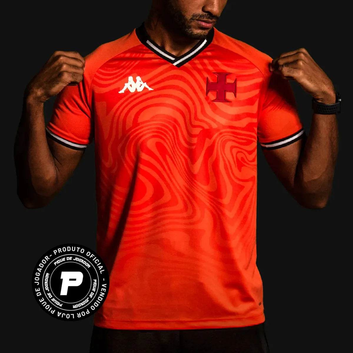 Camisa Kappa Vasco 25/26 Goleiro, Camisa Futebol, Kappa, Entre em campo com a energia do Gigante! A Camisa Vasco Aquecimento 2025 Kappa Masculina traz a identidade do clube em cada detalhe, perfeita para quem carrega a cruz de malta no coração. Modelo oficial e personalizável, oferece tecido leve, conforto e caimento impecável. Ideal para usar no jogo, no dia a dia ou como presente inesquecível para um torcedor. INFORMAÇÕES DO PRODUTO Nome: Camisa Vasco Aquecimento 2025Marca: KappaGênero: MasculinoCor: Cinz