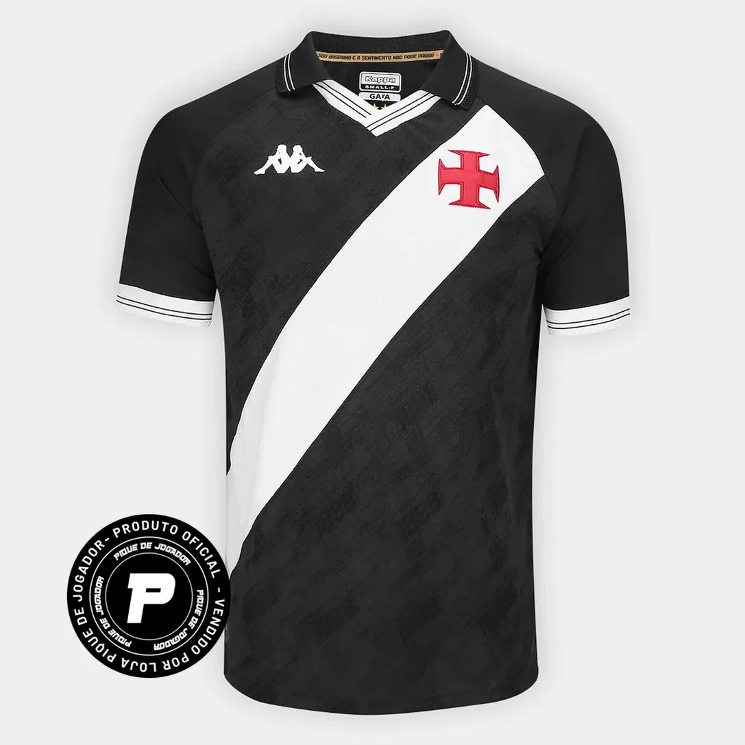 Camisa Kappa Vasco 25/26 Home, Camisa Futebol, Kappa, Descrição do produto Sou Vascaíno! A Camisa Vasco I 25/26 Jogador Kappa Masculino celebra a paixão da torcida vascaína e é daqueles artigos que não podem faltar no fardamento. Inspirada na história do Gigante da Colina, esta camisa do Vasco traz design tradicional e detalhes em sua extensão que exibem com orgulho sua conexão. A gola polo mantém um caimento moderno, enquanto a Cruz de Malta bordada traduz o sentimento que não pode parar. Com tecido tecnol