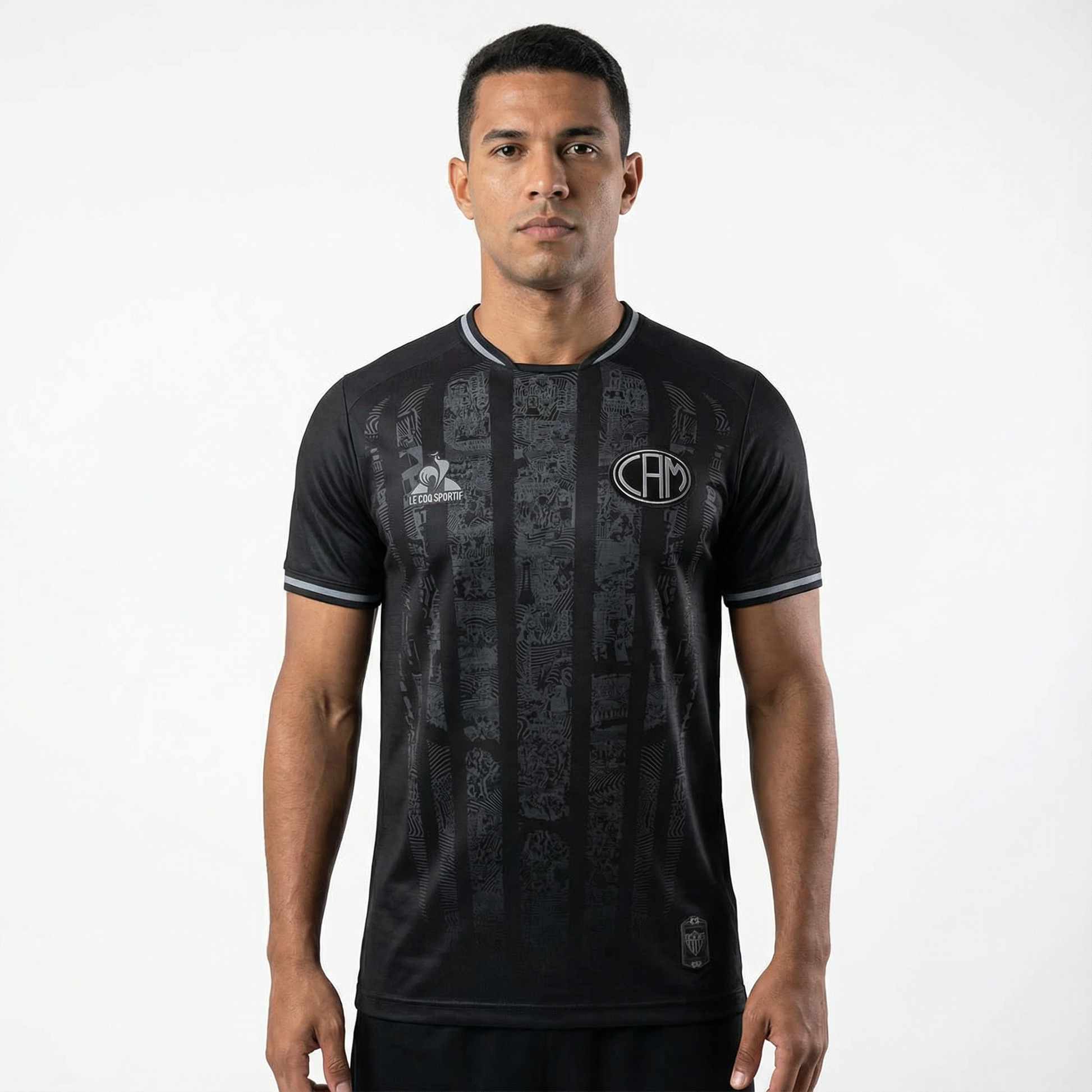 Camisa Le Cock Sportif Atlético Mineiro 22/23 Manto da Massa, Camisa Futebol, Le Cock Sportif, Ficha do Produto Composição: 100% PoliésterIndicada para: Jogo/CasualGênero: MasculinoEscudo: BordadoOrigem: ImportadoManga: Curta-PIQUE DE JOGADOR