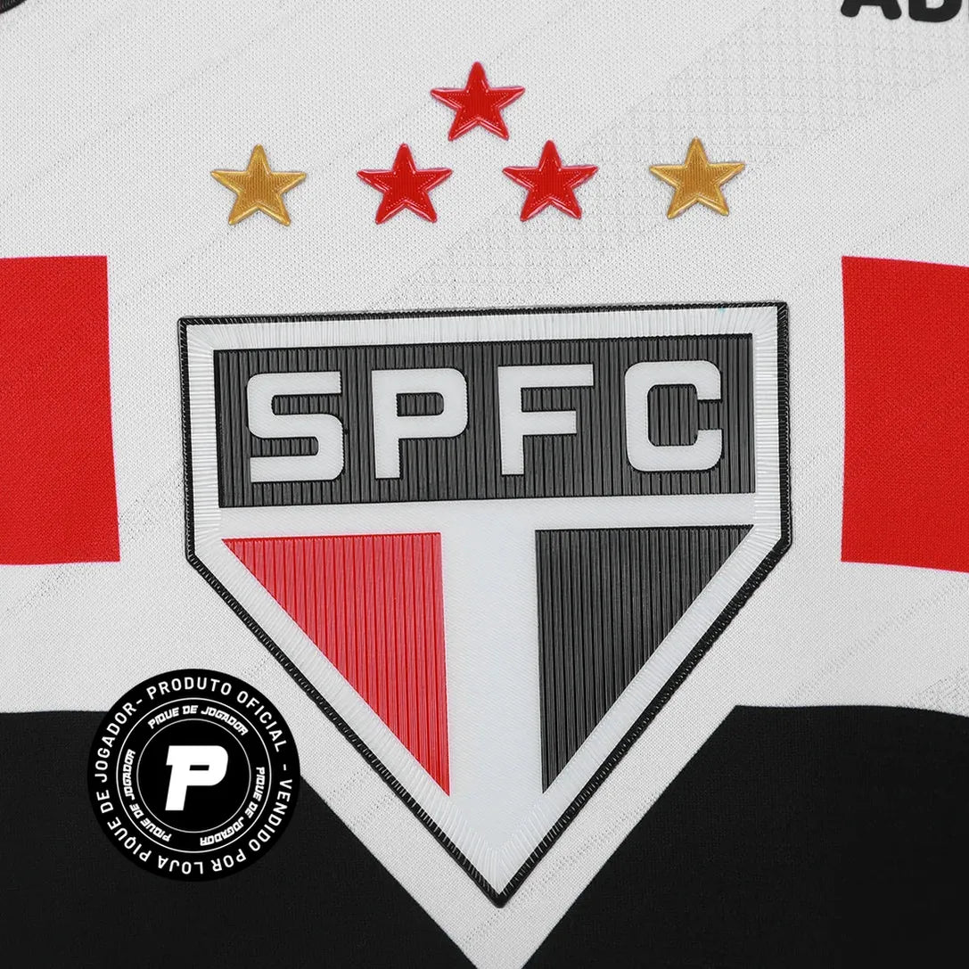 Camisa NB São Paulo Home 26/27 Jogador, camisa são paulo, PIQUE DE JOGADOR, Descrição do produto És o Primeiro! A Camisa São Paulo I 26/27 Jogador New Balance Masculina é um tributo ao pioneirismo inigualável do Tricolor. Indispensável na coleção dos torcedores que carregam o bordão "Dentre os grandes, és o Primeiro" no coração, esta camisa do São Paulo celebra a grandeza do clube, que é primeiro em tantas coisas na história. Com o tradicional design tricolor e escudo centralizado em destaque, esta camisa S