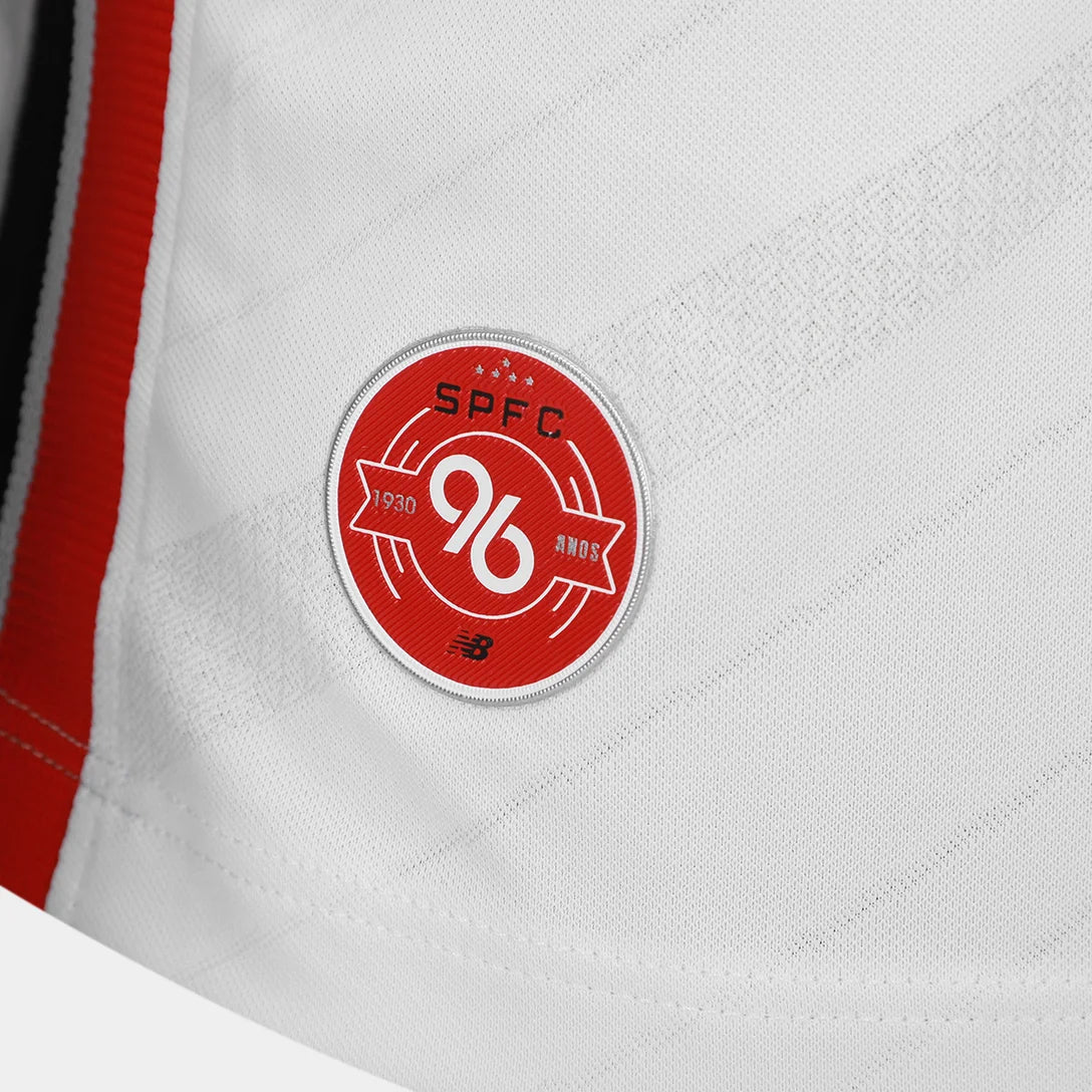 Camisa NB São Paulo Home 26/27 Jogador, camisa são paulo, PIQUE DE JOGADOR, Descrição do produto És o Primeiro! A Camisa São Paulo I 26/27 Jogador New Balance Masculina é um tributo ao pioneirismo inigualável do Tricolor. Indispensável na coleção dos torcedores que carregam o bordão "Dentre os grandes, és o Primeiro" no coração, esta camisa do São Paulo celebra a grandeza do clube, que é primeiro em tantas coisas na história. Com o tradicional design tricolor e escudo centralizado em destaque, esta camisa S