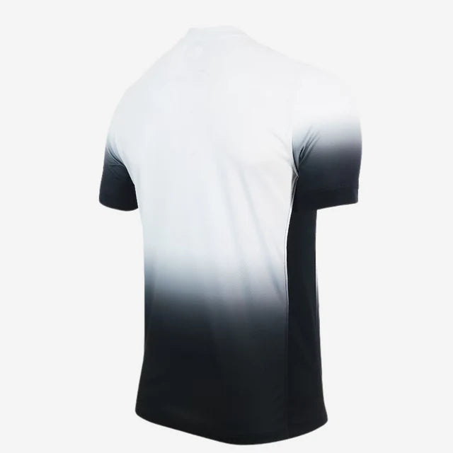 Camisa Nike Corinthians 24/25 Home, Camisa Futebol, Adidas, Ficha do Produto TecnologiaDri-Fit: Sistema que controla o excesso de umidade do corpo, garantindo a rápida secagem do suor durante os exercícios. Composição: 100% PoliésterMarca: NikeIndicada para: Jogo/CasualGênero: MasculinoEscudo: BordadoOrigem: ImportadoManga: Curta-PIQUE DE JOGADOR