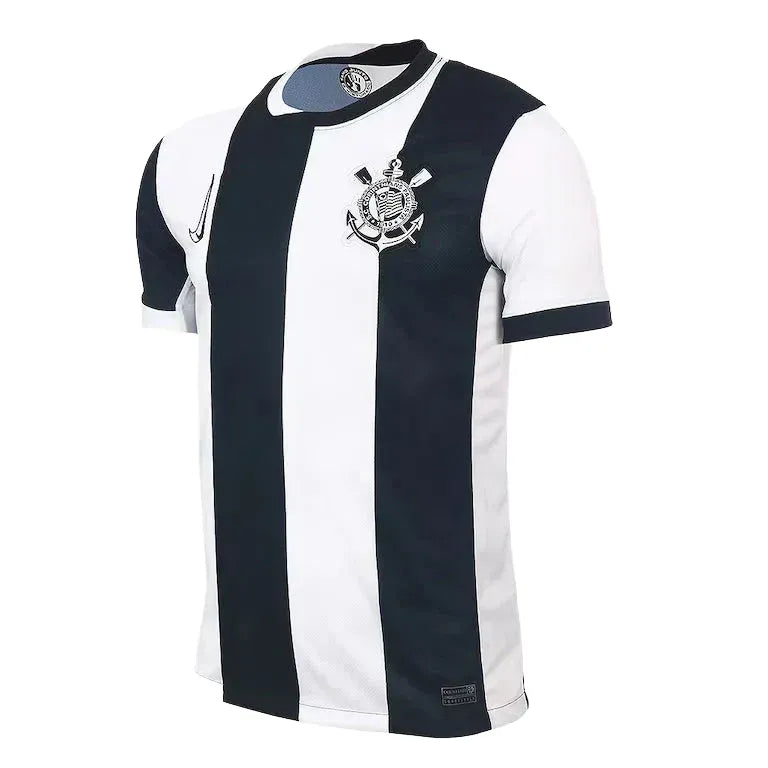 Camisa Nike Corinthians 24/25 Third, Camisa Futebol, Nike, Ficha do Produto TecnologiaDri-Fit: Sistema que controla o excesso de umidade do corpo, garantindo a rápida secagem do suor durante os exercícios. Composição: 100% PoliésterMarca: NikeIndicada para: Jogo/CasualGênero: MasculinoEscudo: BordadoOrigem: ImportadoManga: Curta-PIQUE DE JOGADOR