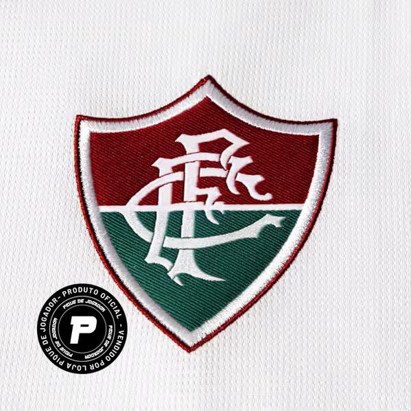 Camisa Puma Fluminense 2026/27 Away Torcedor, Camisas de Futebol, PIQUE DE JOGADOR, SOBRE O PRODUTO Mais do que um uniforme, é uma camisa sagrada que protege e impulsiona jogadores e torcida, exaltando a fé inabalável da torcida. Cada detalhe carrega o sentimento tricolor, mostrando que vai além da paixão: é devoção. CARACTERÍSTICAS E BENEFÍCIOS dryCELL: Tecnologia de desempenho projetada para absorver a umidade do corpo, mantendo-o confortável e seco DETALHES Regular fit Gola careca recortada Detalhe trico