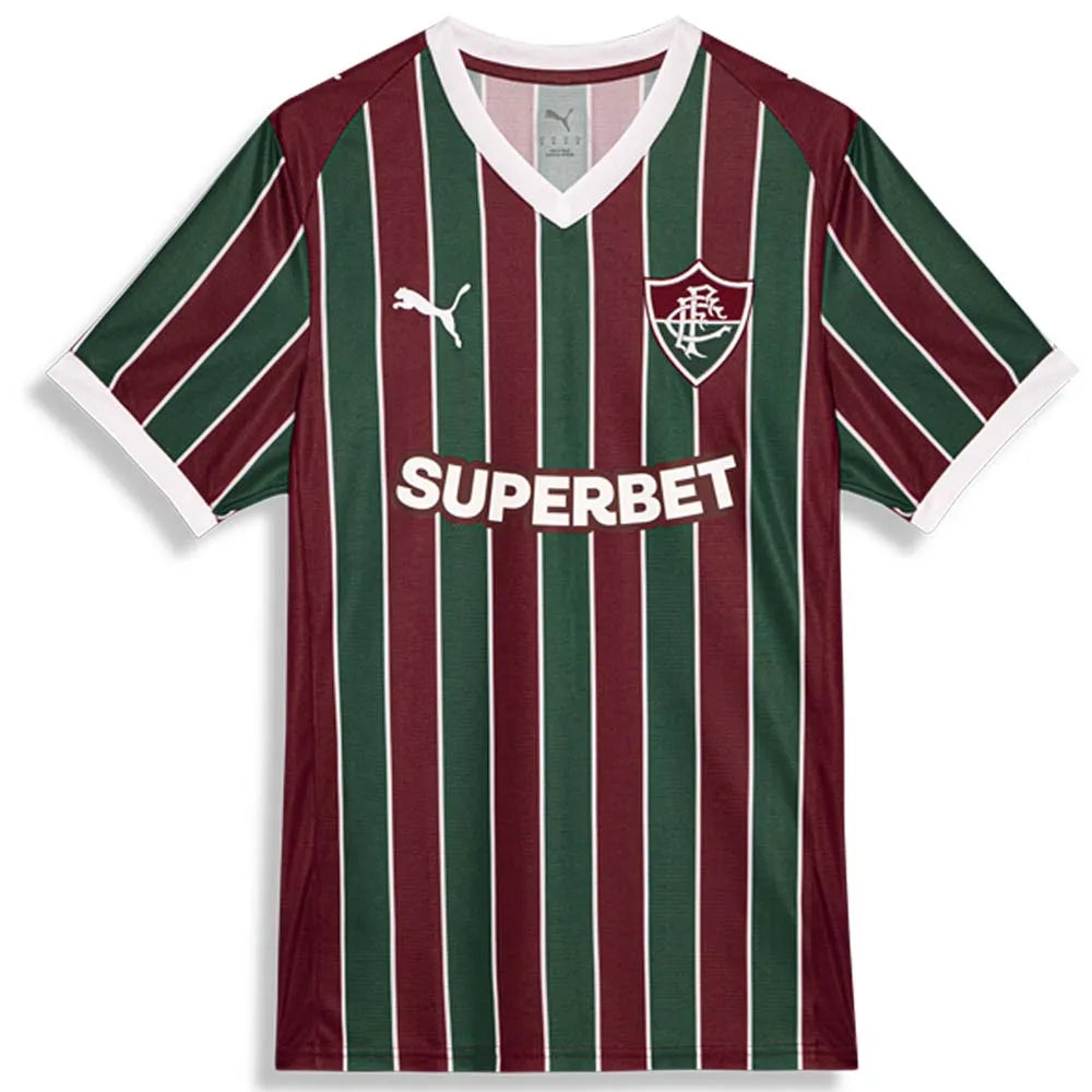 Camisa Puma Fluminense 2026/27 Home Torcedor, Camisas de Futebol, PIQUE DE JOGADOR, SOBRE O PRODUTO Mais do que um uniforme, é uma camisa sagrada que protege e impulsiona jogadores e torcida, exaltando a fé inabalável da torcida. Cada detalhe carrega o sentimento tricolor, mostrando que vai além da paixão: é devoção. CARACTERÍSTICAS E BENEFÍCIOS dryCELL: Tecnologia de desempenho projetada para absorver a umidade do corpo, mantendo-o confortável e seco DETALHES Regular fit Estampa tricolor sublimada na frent