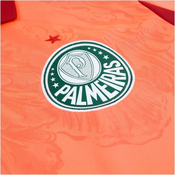 Camisa Puma Palmeiras X KidSuper 25/26 Goleiro, Camisa Futebol, Puma, Ficha do Produto TecnologiaDryCell: Sistema que controla o excesso de umidade do corpo, garantindo a rápida secagem do suor durante os exercícios. Composição: 100% PoliésterMarca: PumaIndicada para: Jogo/CasualGênero: MasculinoEscudo: BordadoOrigem: ImportadoManga: Curta-PIQUE DE JOGADOR