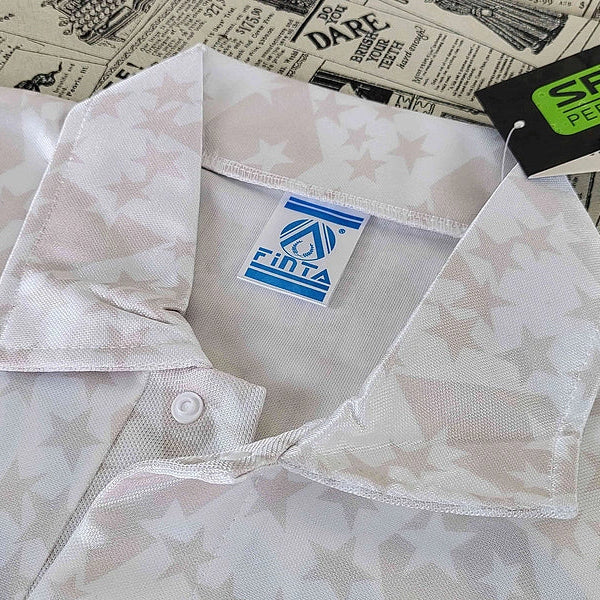 Camisa Retrô Cruzeiro 1993/94 Away, Camisa Futebol, Adidas, Ficha do Produto TecnologiaAeroReady: Sistema que controla o excesso de umidade do corpo, garantindo a rápida secagem do suor durante os exercícios. Composição: 100% PoliésterMarca: AdidasIndicada para: Jogo/CasualGênero: MasculinoEscudo: EmborrachadoOrigem: ImportadoManga: Curta-PIQUE DE JOGADOR