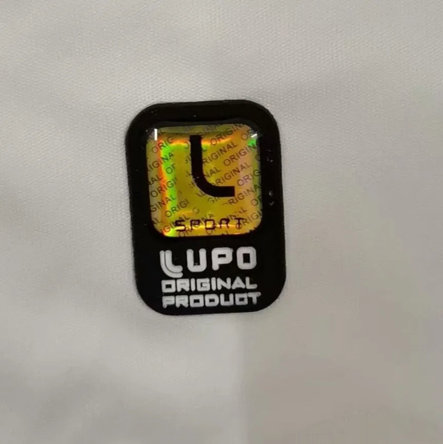 Camisa Umbro Atlético Mineiro 2013 Retrô C/ Patrocínios, Camisa Futebol, Le Cock Sportif, Ficha do Produto Composição: 100% PoliésterIndicada para: Jogo/CasualGênero: MasculinoEscudo: BordadoOrigem: ImportadoManga: Curta-PIQUE DE JOGADOR