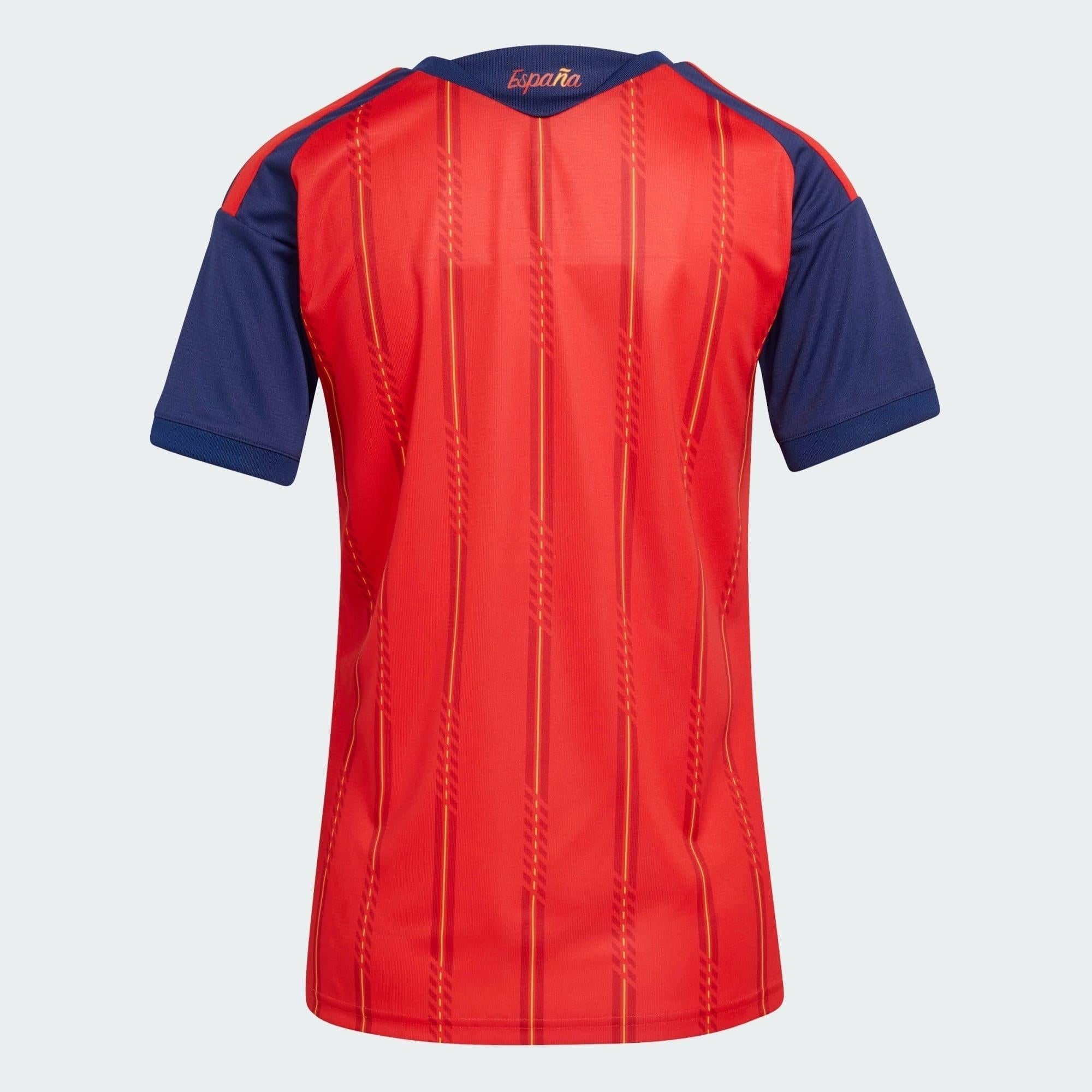 Camisa Feminina Espanha 26/27 Home, Camisas de Futebol, PIQUE DE JOGADOR, A camisa do seu time favorito agora disponível em nossa loja! Confeccionadas com tecido de poliéster de alta qualidade e uma tecnologia respirável de ponta, nossas camisas são uma fusão perfeita de conforto, resistência e frescor duradouro. Sinta-se envolvido(a) em luxo enquanto apoia o seu time, seja nas vibrantes arquibancadas ou no calor da competição nas quadras. O design exclusivo e as cores vibrantes destacam-se, tornando esta c