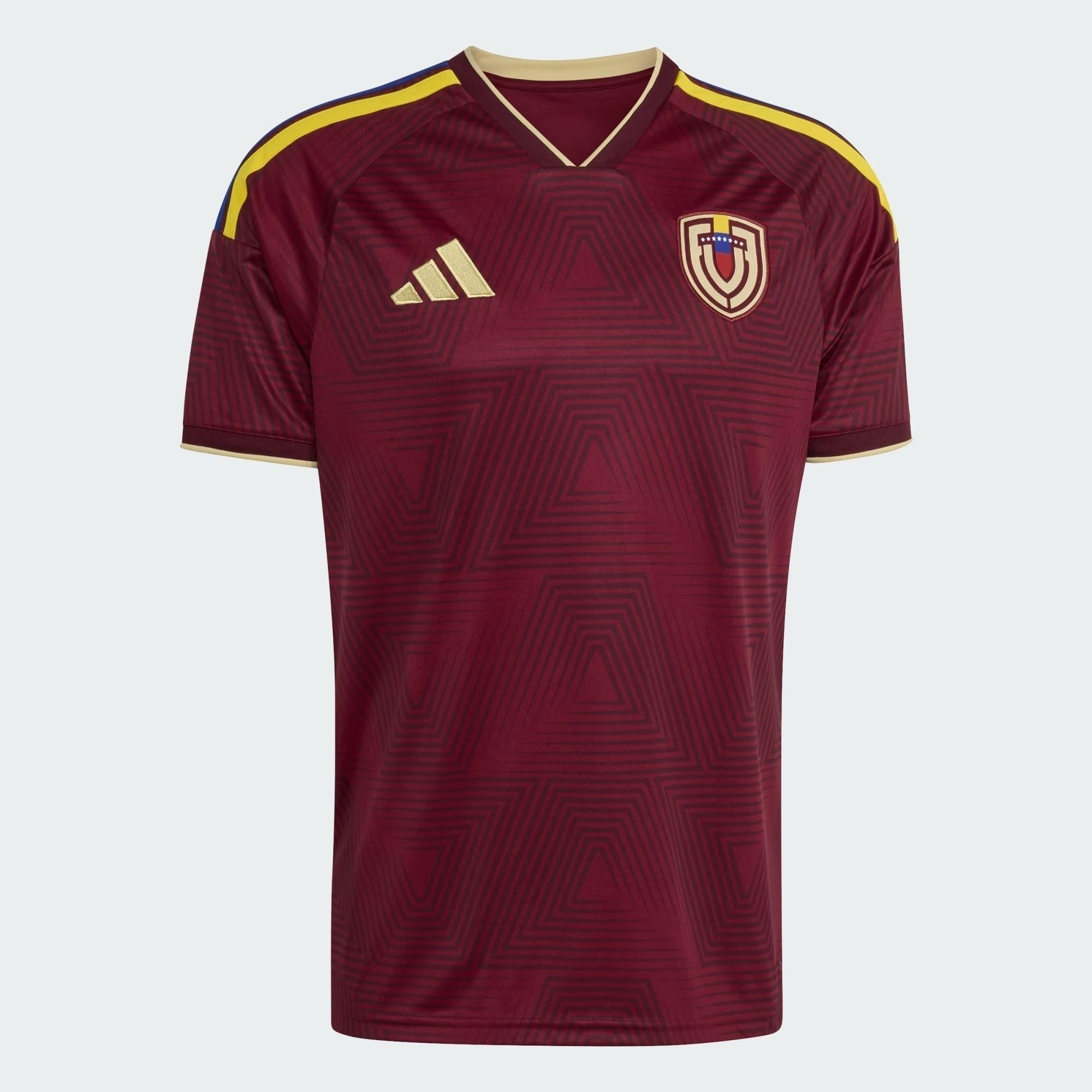 Camisa Venezuela 26/27 Home, , PIQUE DE JOGADOR, A camisa do seu time favorito agora disponível em nossa loja! Confeccionadas com tecido de poliéster de alta qualidade e uma tecnologia respirável de ponta, nossas camisas são uma fusão perfeita de conforto, resistência e frescor duradouro. Sinta-se envolvido(a) em luxo enquanto apoia o seu time, seja nas vibrantes arquibancadas ou no calor da competição nas quadras. O design exclusivo e as cores vibrantes destacam-se, tornando esta camisa um ícone de estilo 