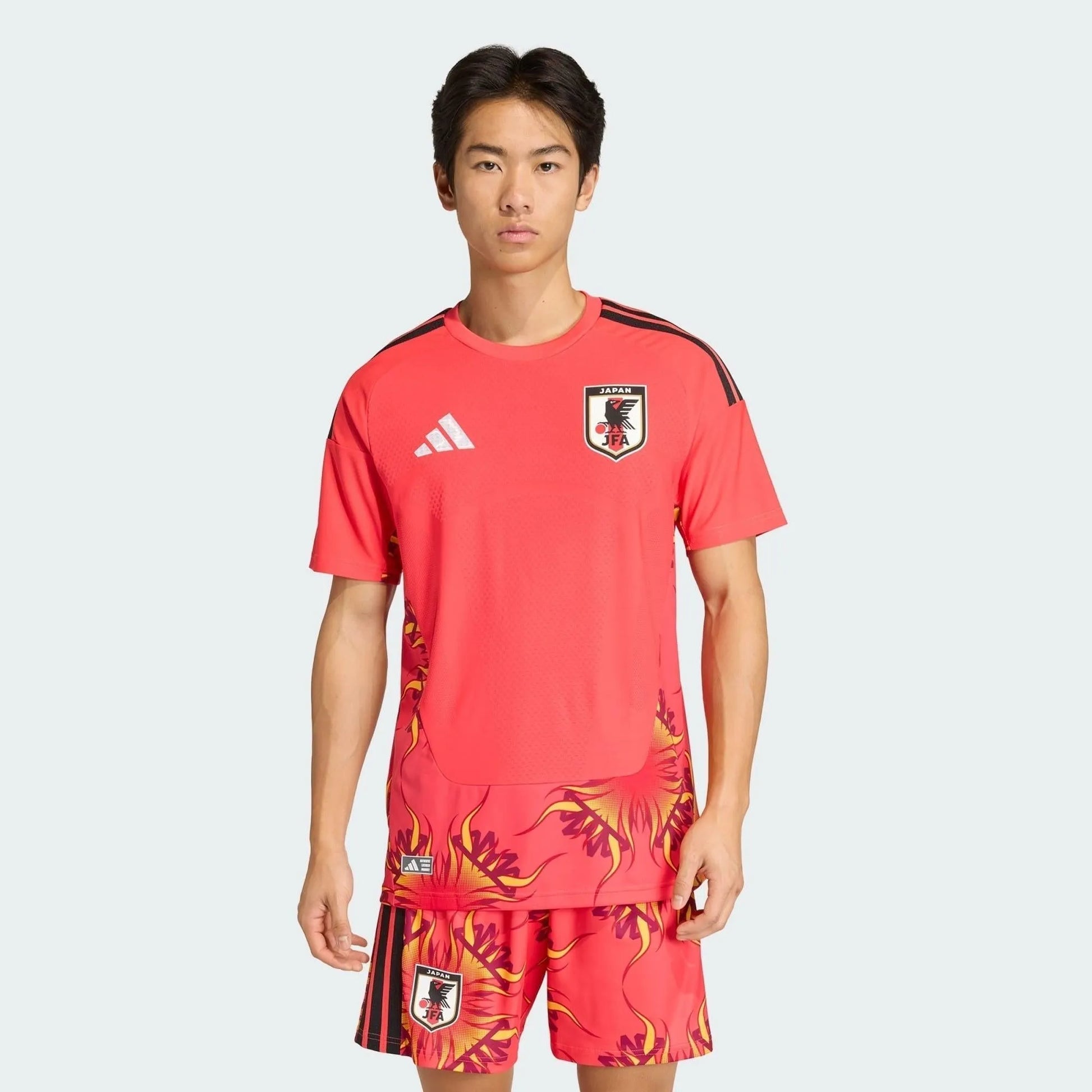 Camisa Goleiro Japão 26/27 Home Jogador, Camisas de Futebol, PIQUE DE JOGADOR, A camisa do seu time favorito agora disponível em nossa loja! Confeccionadas com tecido de poliéster de alta qualidade e uma tecnologia respirável de ponta, nossas camisas são uma fusão perfeita de conforto, resistência e frescor duradouro. Sinta-se envolvido(a) em luxo enquanto apoia o seu time, seja nas vibrantes arquibancadas ou no calor da competição nas quadras. O design exclusivo e as cores vibrantes destacam-se, tornando e