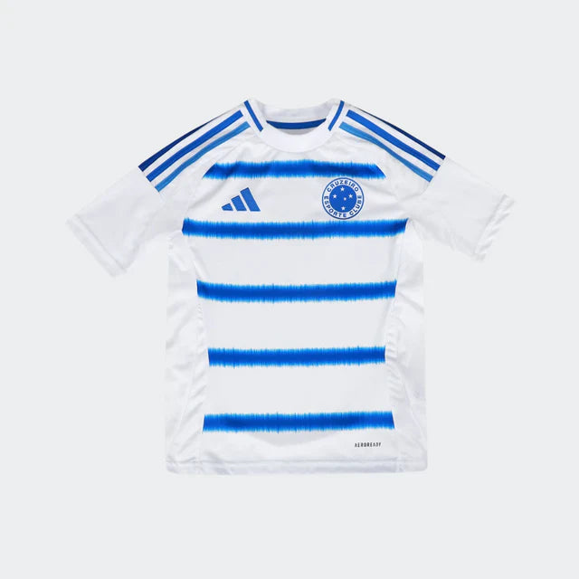 Conjunto Infantil Adidas Cruzeiro 25/26 Away, Camisa Futebol, Adidas, Ficha do Produto TecnologiaAeroReady: Sistema que controla o excesso de umidade do corpo, garantindo a rápida secagem do suor durante os exercícios. Composição: 100% PoliésterMarca: AdidasIndicada para: Jogo/CasualGênero: MasculinoEscudo: EmborrachadoOrigem: ImportadoManga: Curta-PIQUE DE JOGADOR