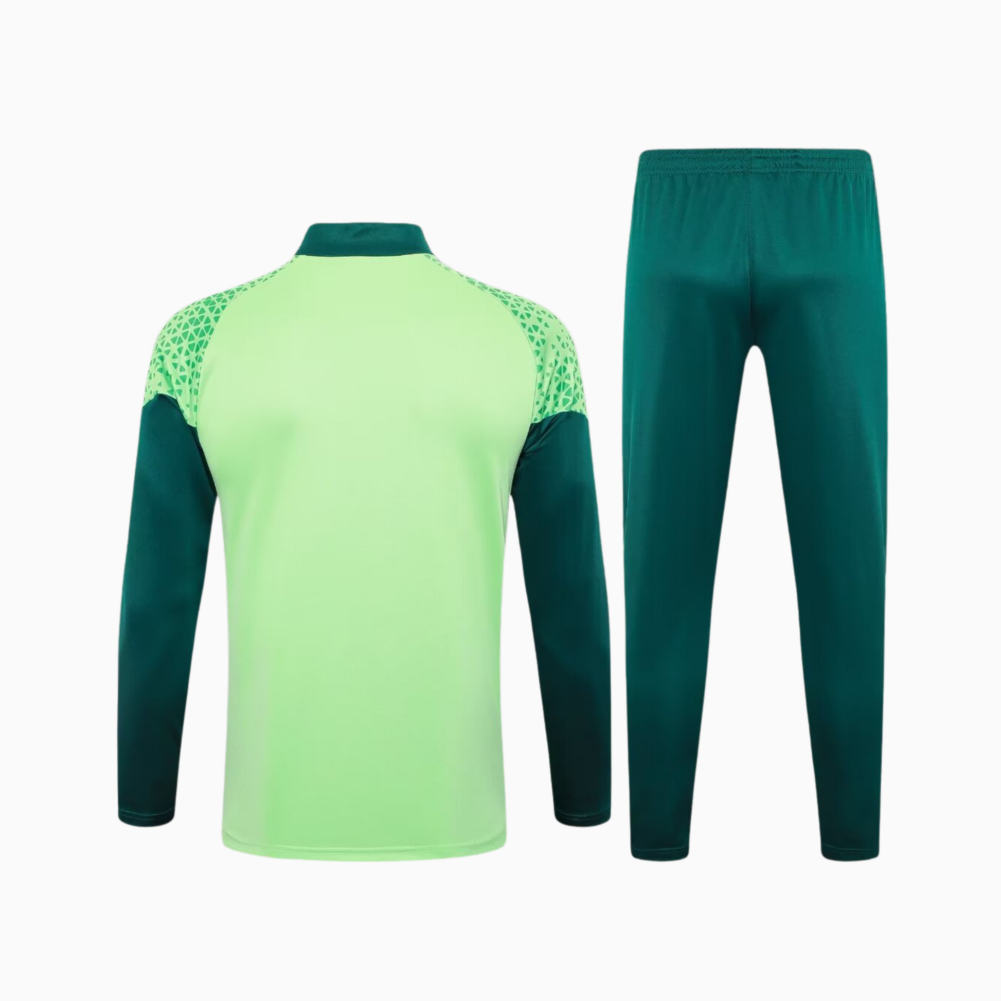 Conjunto de Treino Puma Palmeiras 2024/25 II – Masculino, Camisas de Futebol, PIQUE DE JOGADOR, O Conjunto de Treino Palmeiras 2024/25 II é a escolha ideal para quem quer vestir o manto com atitude fora das quatro linhas. Com design alternativo, detalhes modernos e tecnologia dryCELL, esse kit oferece conforto, mobilidade e estilo nos treinos, no dia a dia ou nas arquibancadas. Inspirado no uniforme de treino dos atletas palestrinos, é mais do que um conjunto – é identidade alviverde. Características e Bene