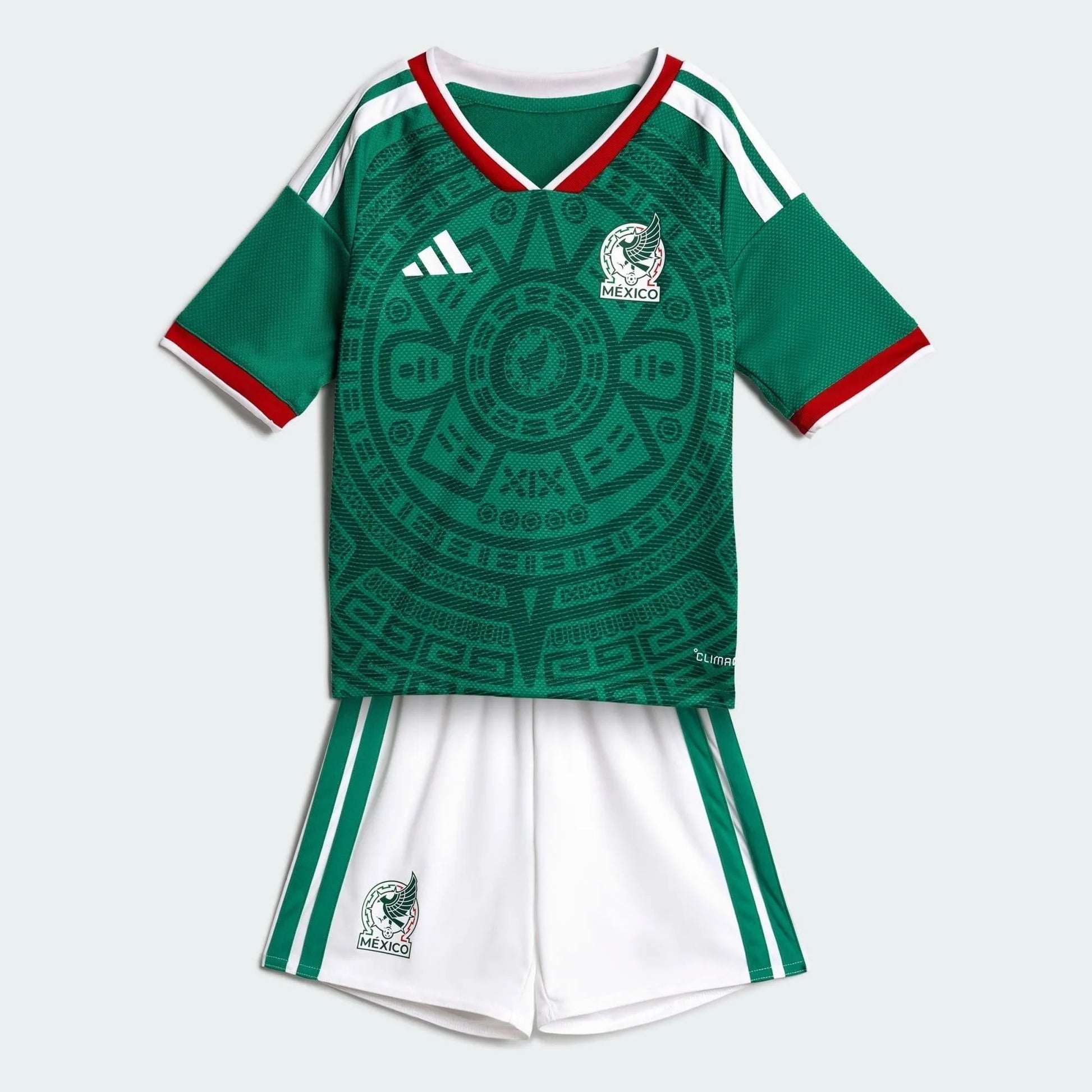 Conjunto Infantil México 26/27 Home, Camisas de Futebol, PIQUE DE JOGADOR, A camisa do seu time favorito agora disponível em nossa loja! Confeccionadas com tecido de poliéster de alta qualidade e uma tecnologia respirável de ponta, nossas camisas são uma fusão perfeita de conforto, resistência e frescor duradouro. Sinta-se envolvido(a) em luxo enquanto apoia o seu time, seja nas vibrantes arquibancadas ou no calor da competição nas quadras. O design exclusivo e as cores vibrantes destacam-se, tornando esta 